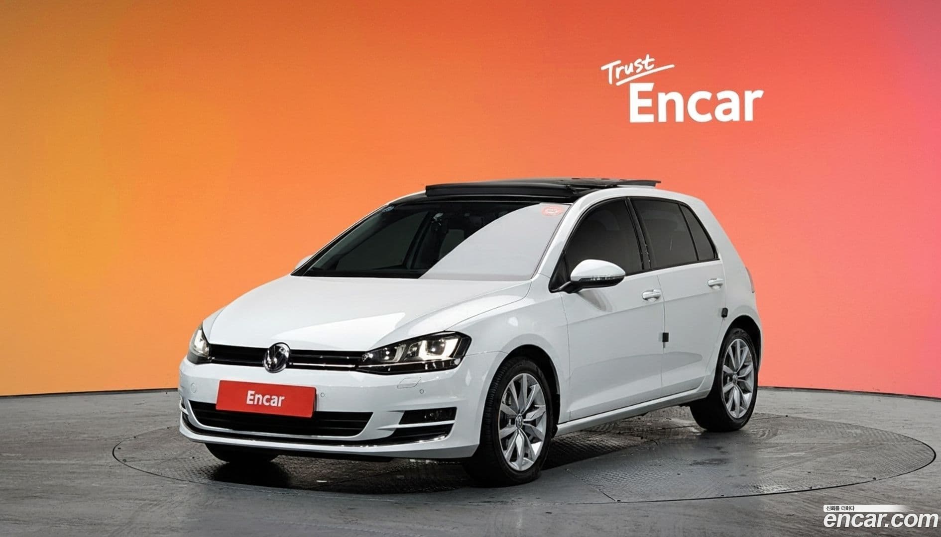 Main__Slider__Photo:Golf Volkswagen 2015.11-0