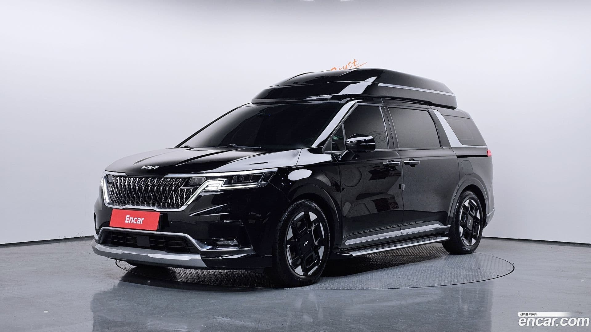 Main__Slider__Photo:Canival Kia 2021.0-0