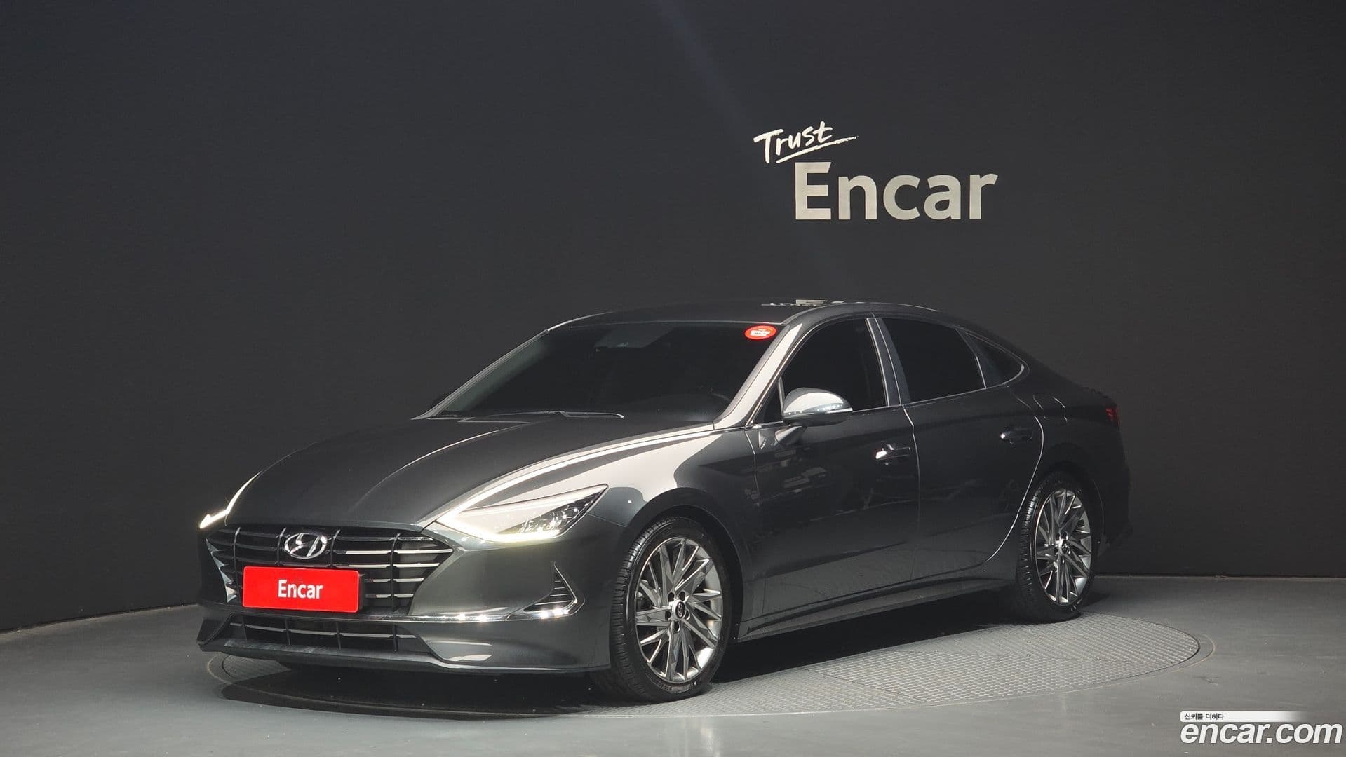 Main__Slider__Photo:Sonata Hyundai 2019.4-0