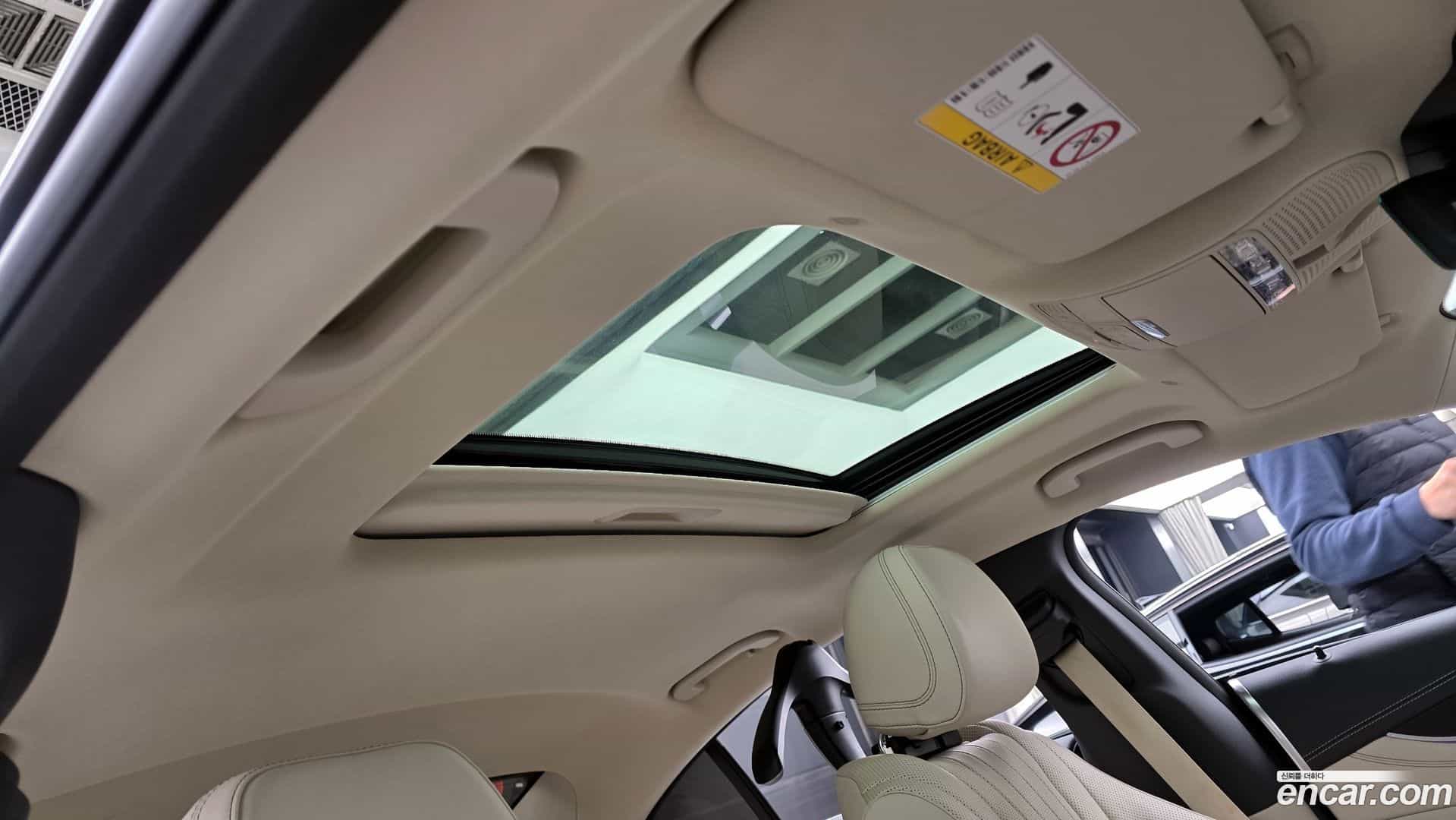 CLS-Class Mercedes-Benz 2022.2-OPTION-021