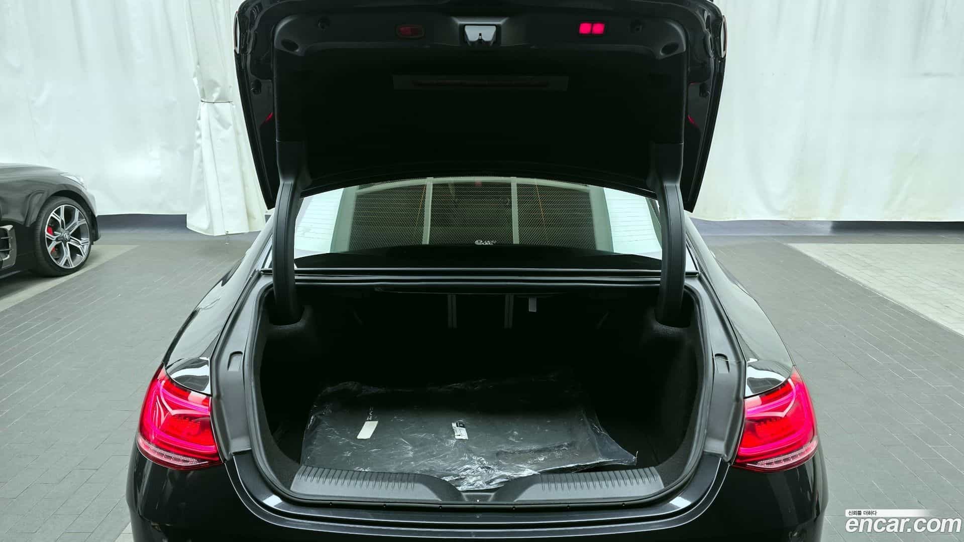 CLS-Class Mercedes-Benz 2022.2-OPTION-024