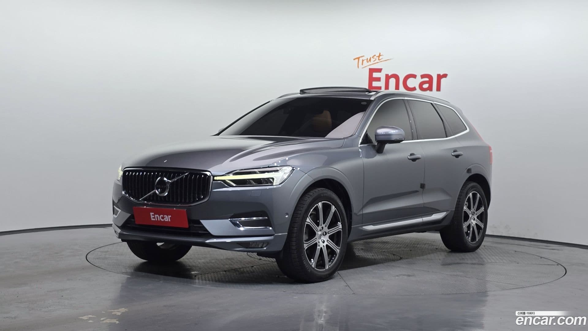 Main__Slider__Photo:XC60 Volvo 2018.3-0