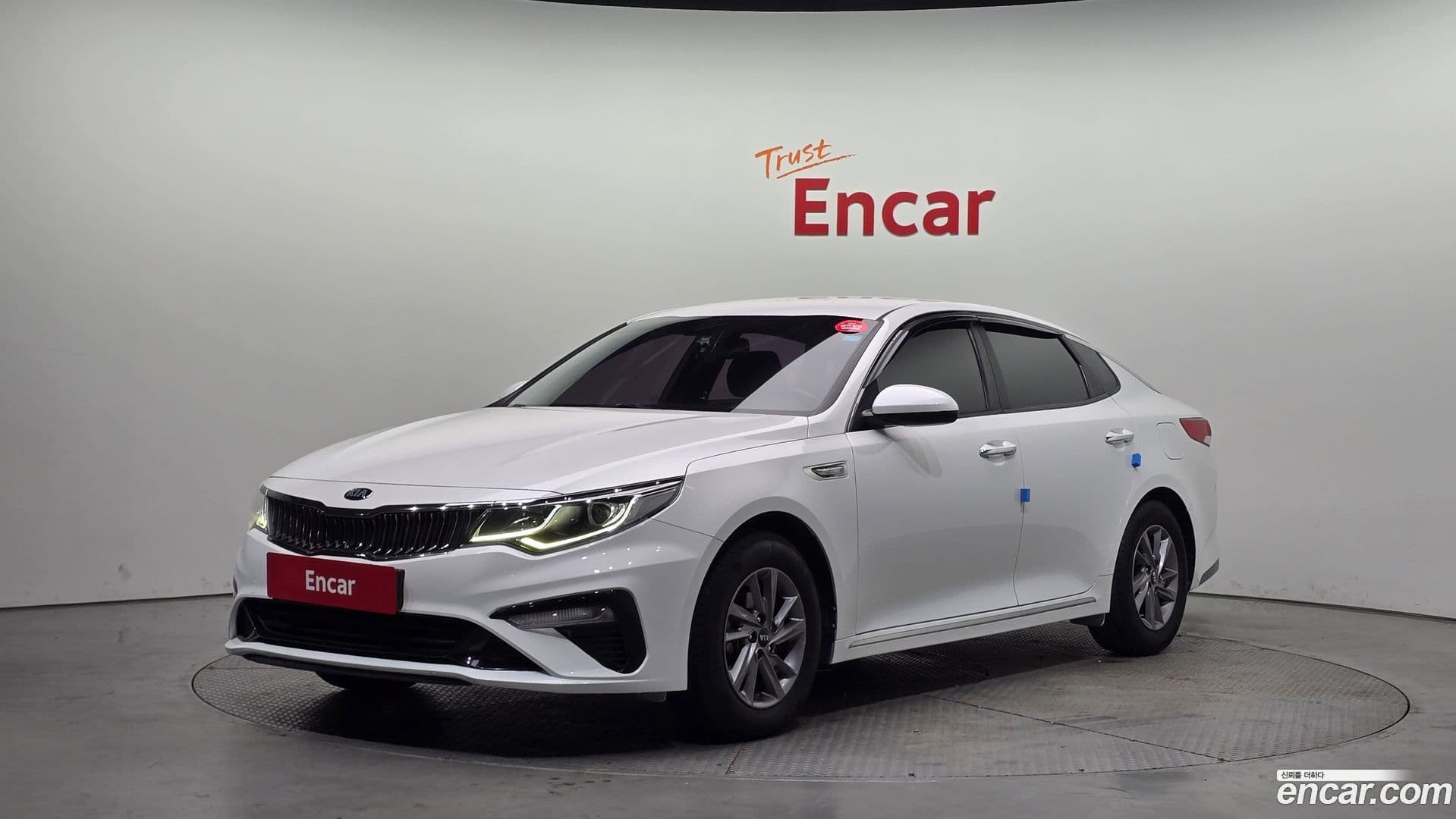 Main__Slider__Photo:K5 Kia 2018.7-0