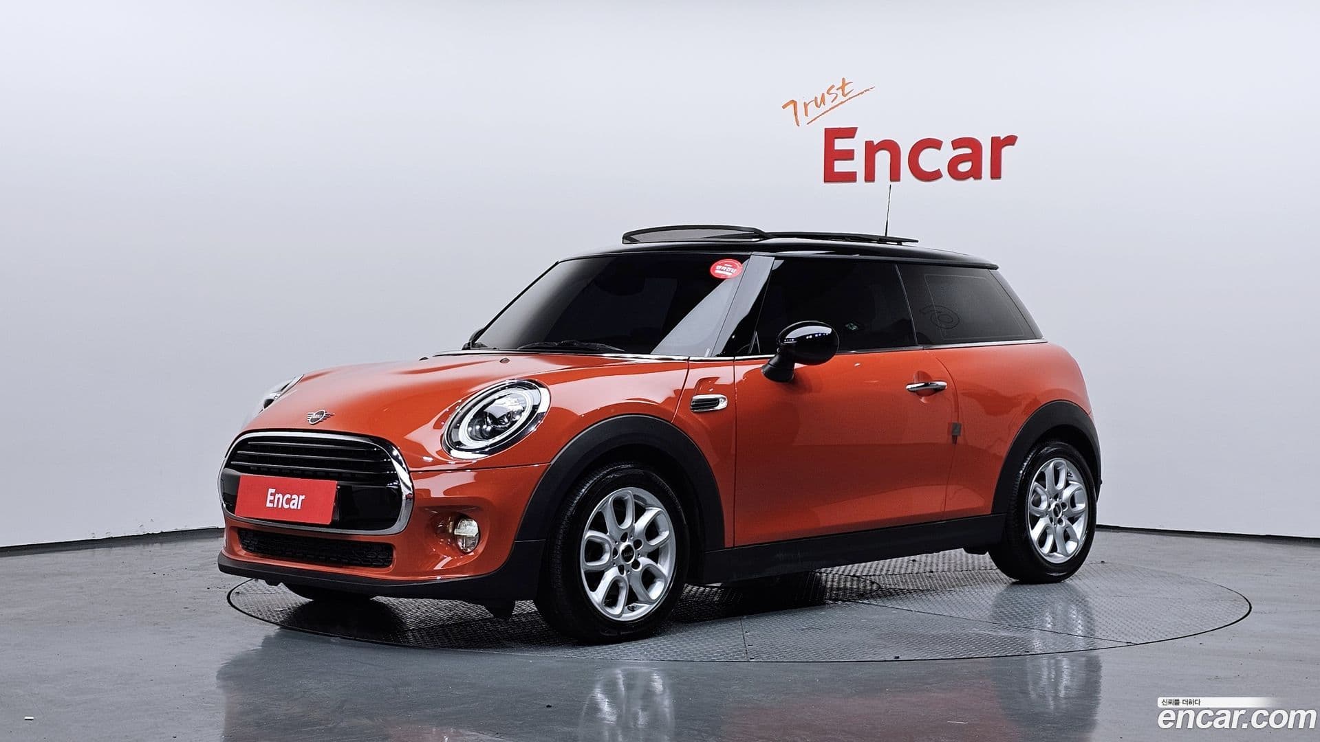 Main__Slider__Photo:Cooper Mini 2019.2-0