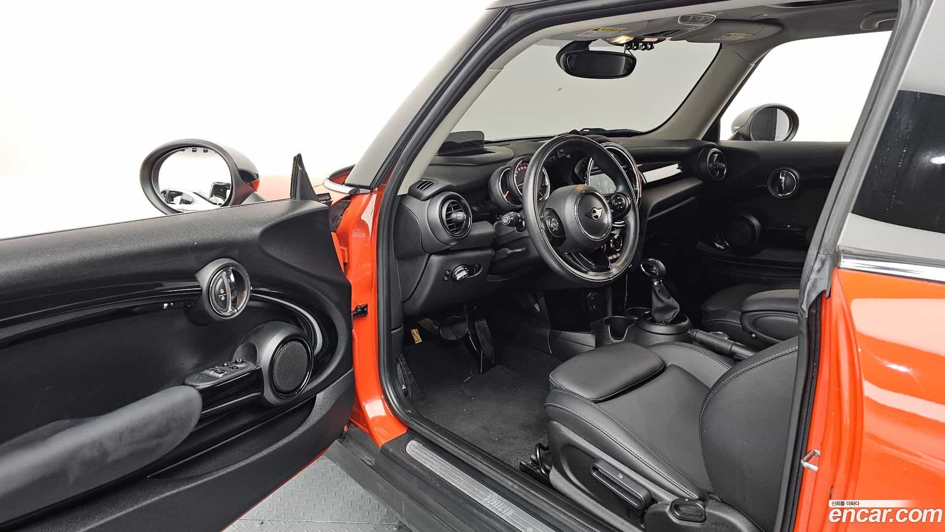 Cooper Mini 2019.2-INNER-010