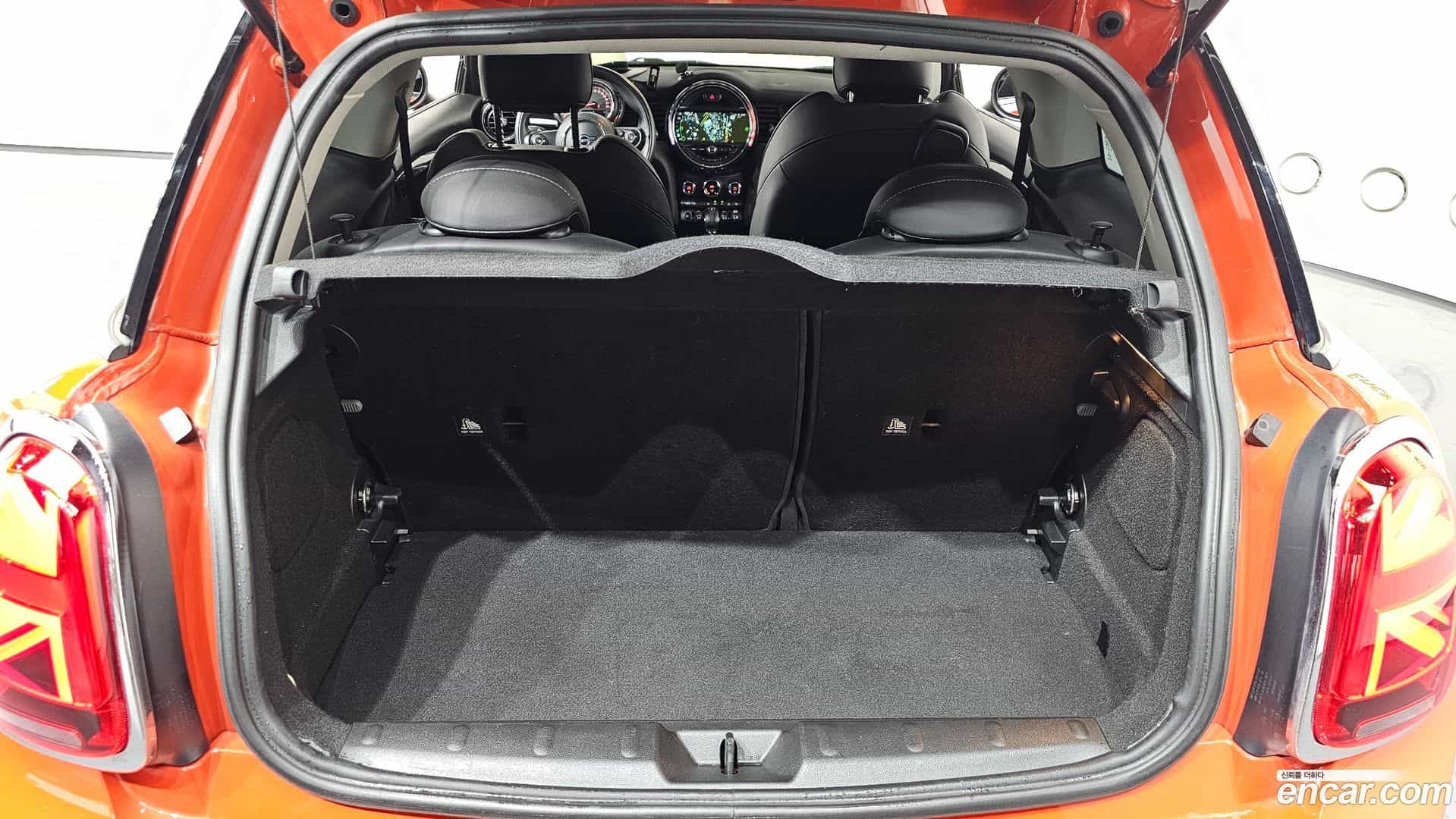 Cooper Mini 2019.2-OPTION-024