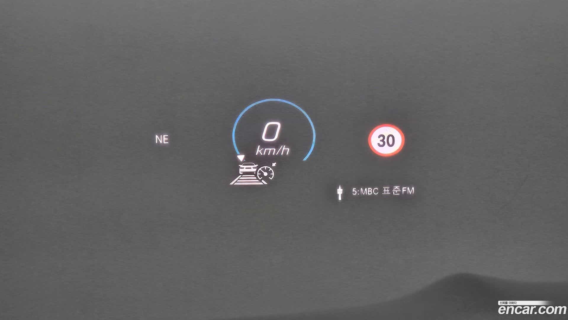 GLE-Class Mercedes-Benz 2021.9-OPTION-021