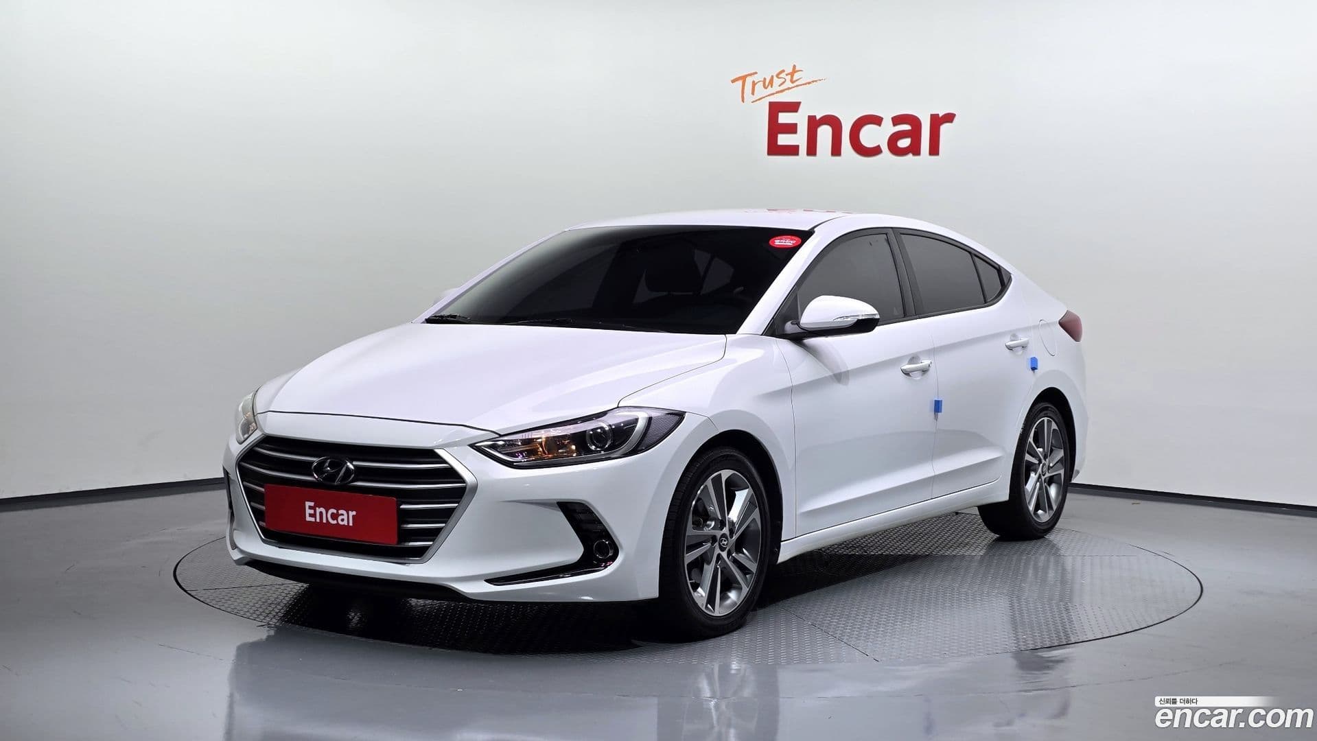 Main__Slider__Photo:AVANTE Hyundai 2018.0-0