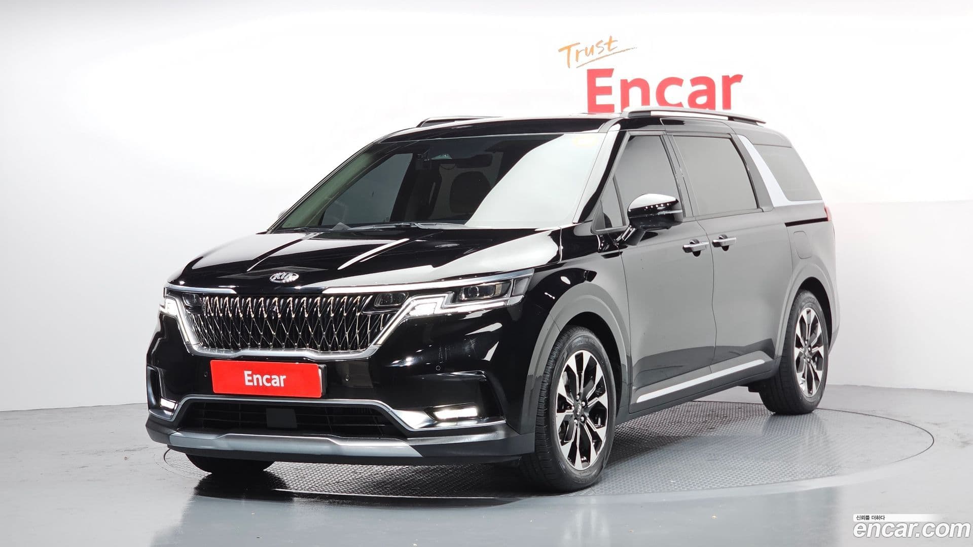 Main__Slider__Photo:Canival Kia 2021.0-0