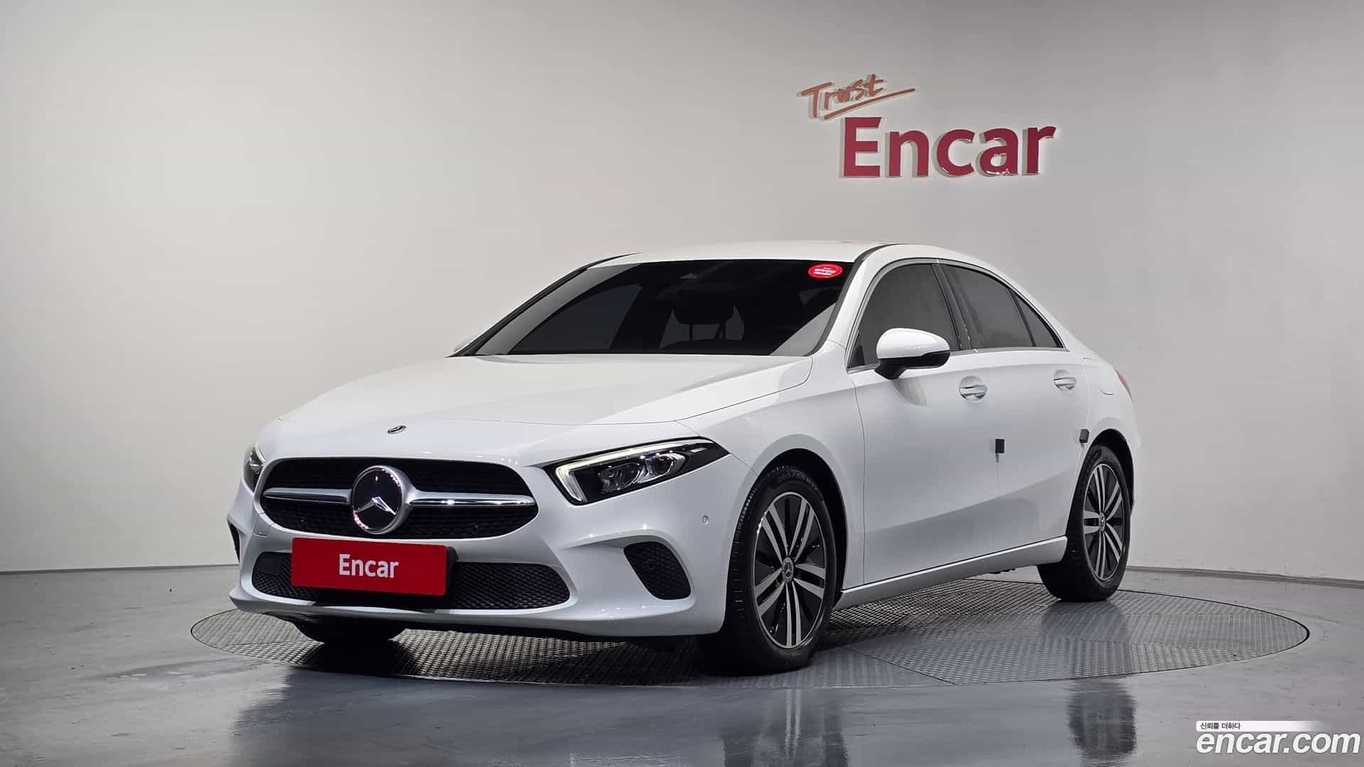 A-Class Mercedes-Benz 2022.11-OUTER-001