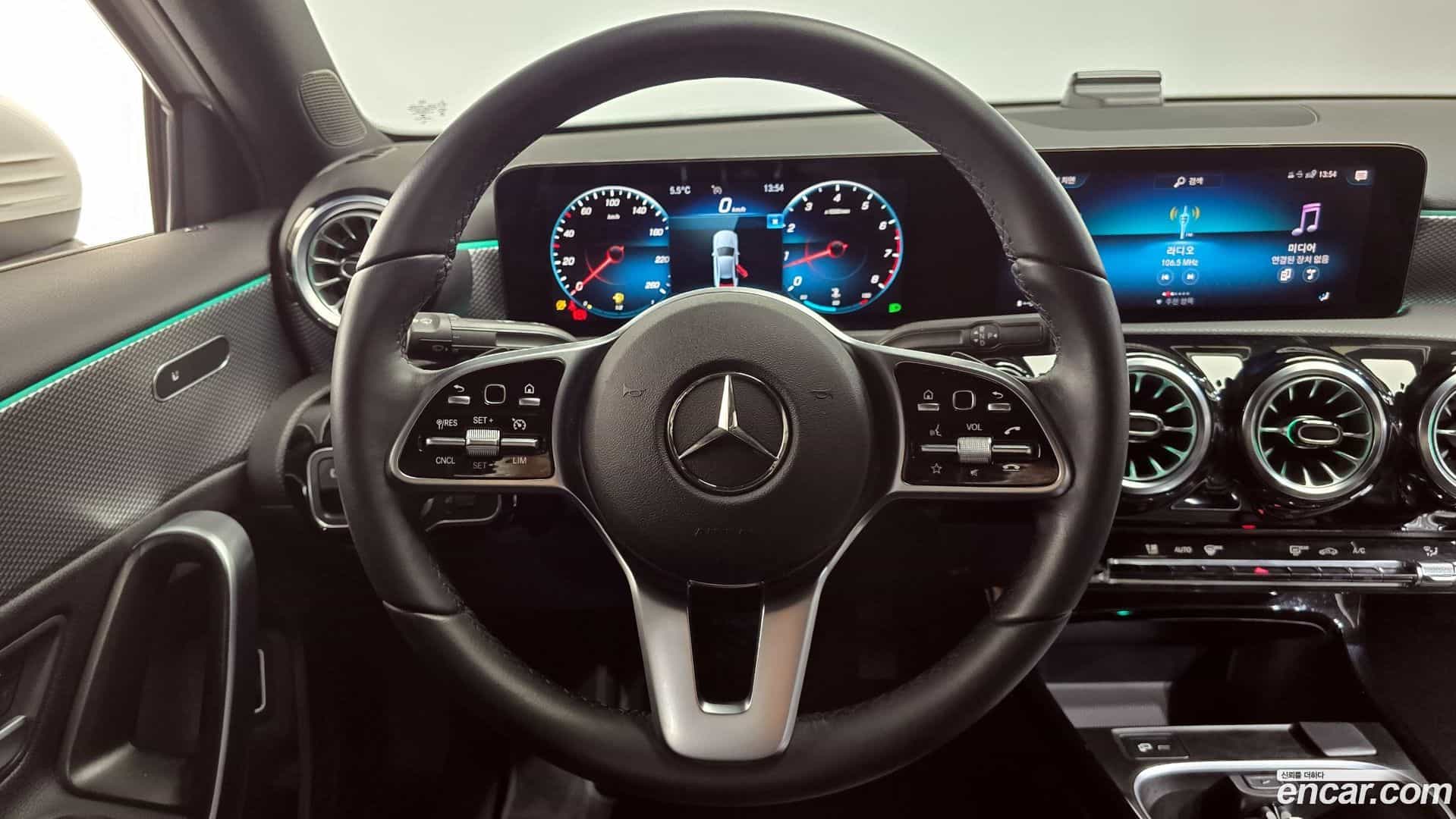A-Class Mercedes-Benz 2022.11-OPTION-017