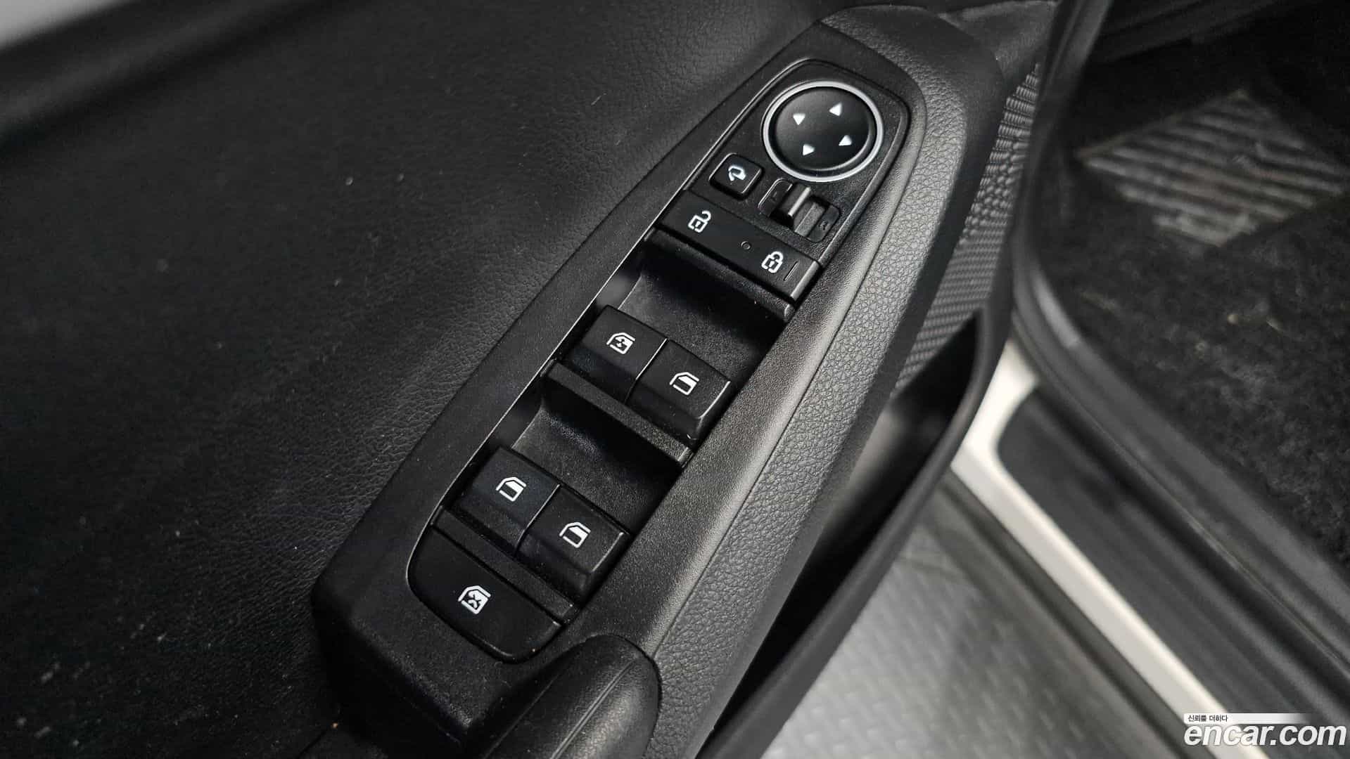Seltos Kia 2019.8-OPTION-017