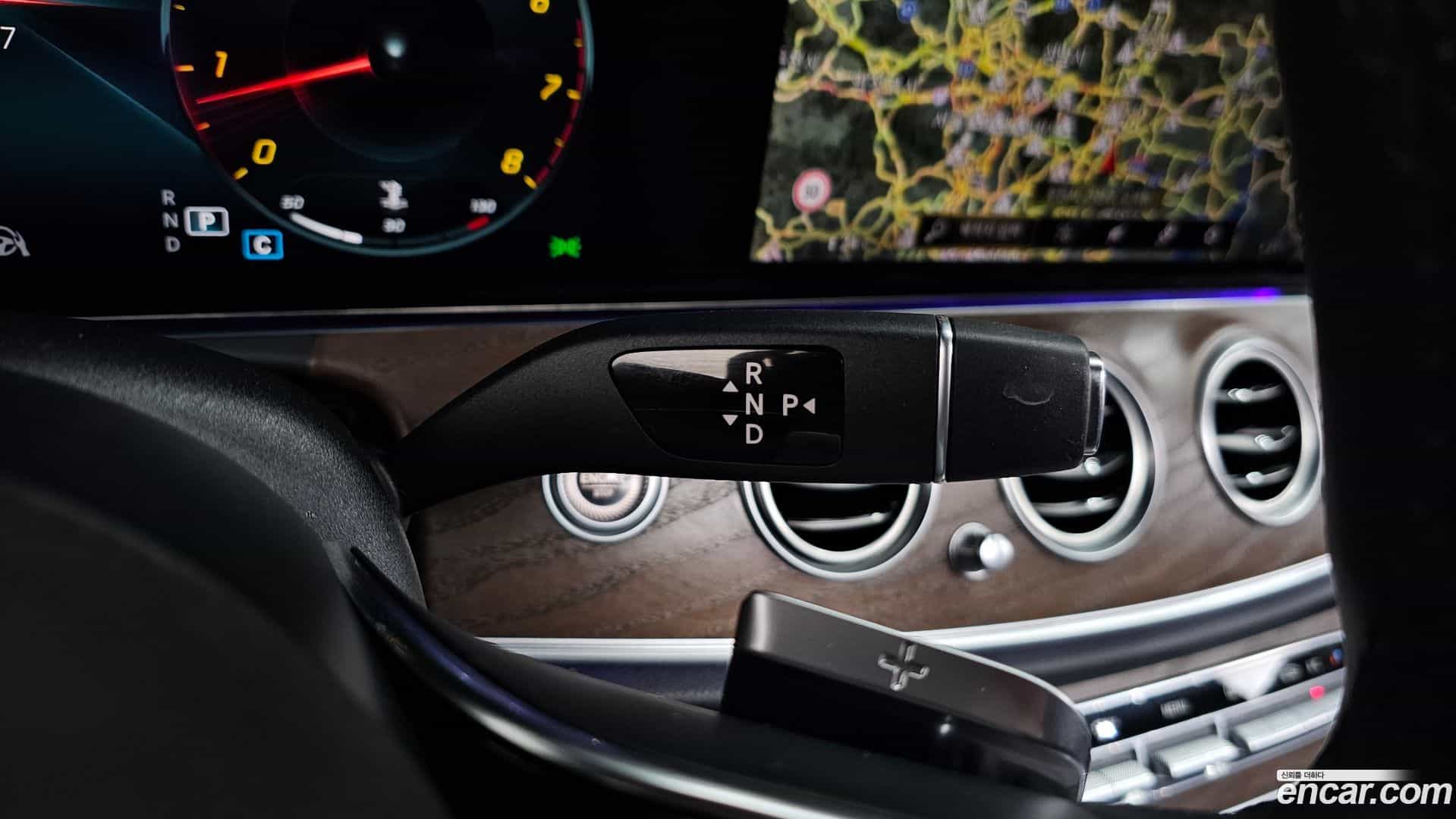 E-Class Mercedes-Benz 2021.3-INNER-009