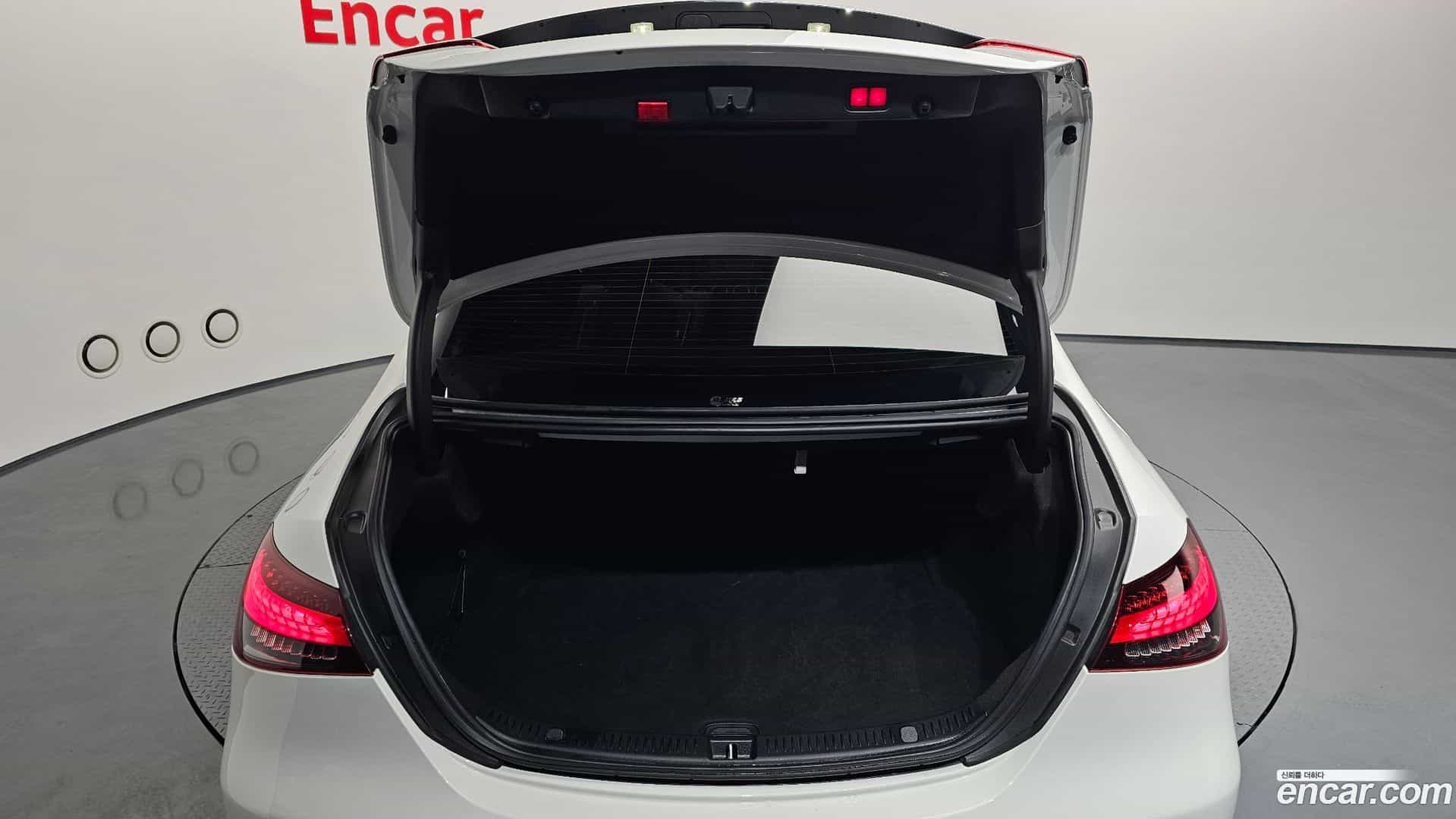 E-Class Mercedes-Benz 2021.3-OPTION-024