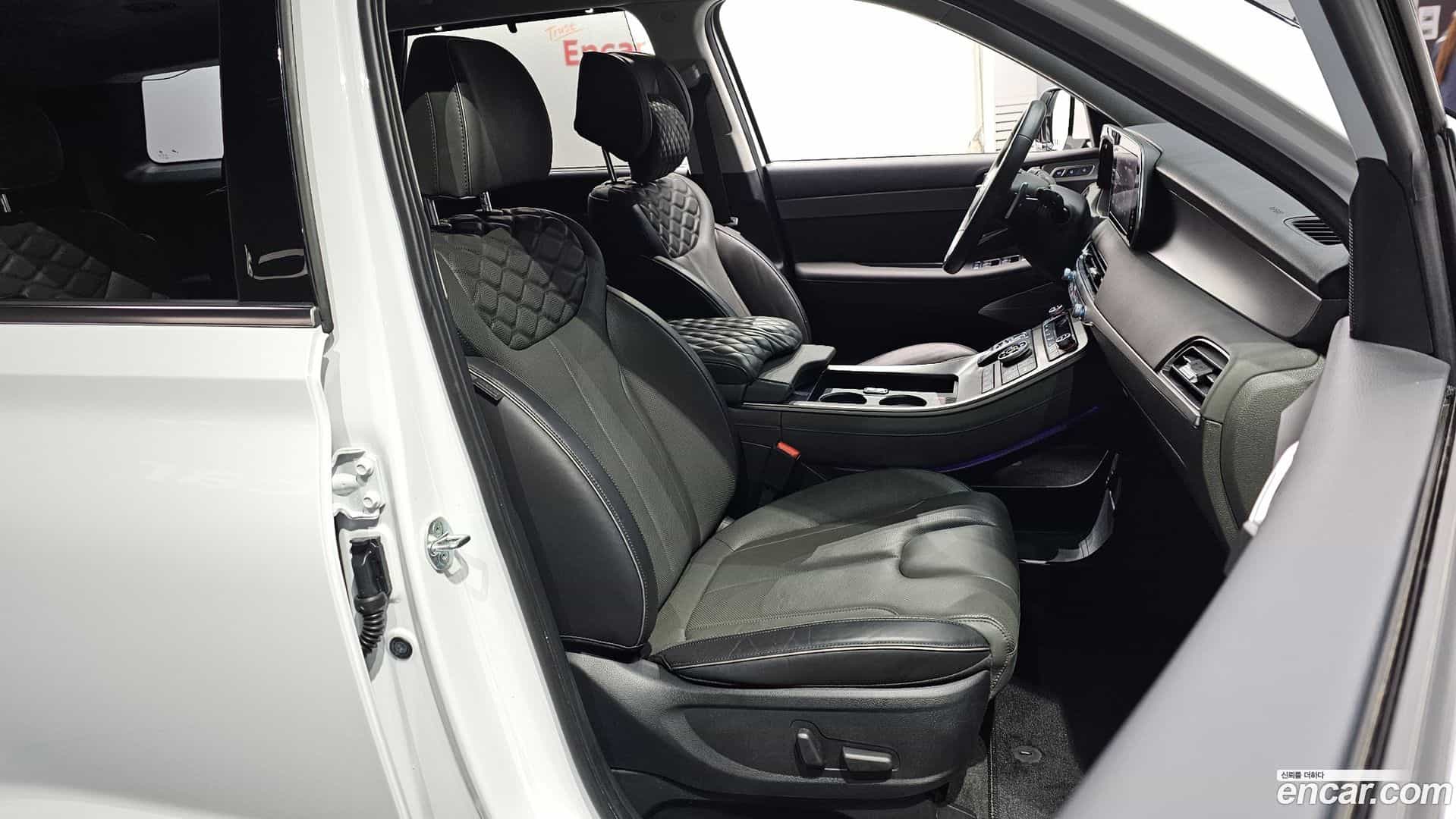 Palisade Hyundai 2022.3-INNER-010