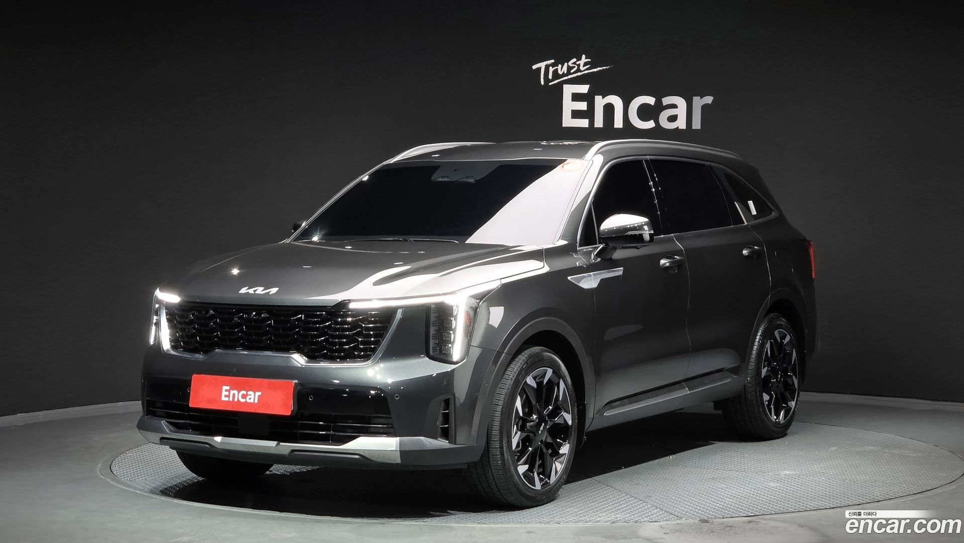 Main__Slider__Photo:Sorento Kia 2023.8-0