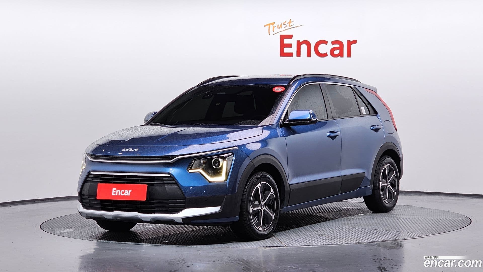 Main__Slider__Photo:Niro Kia 2022.2-0