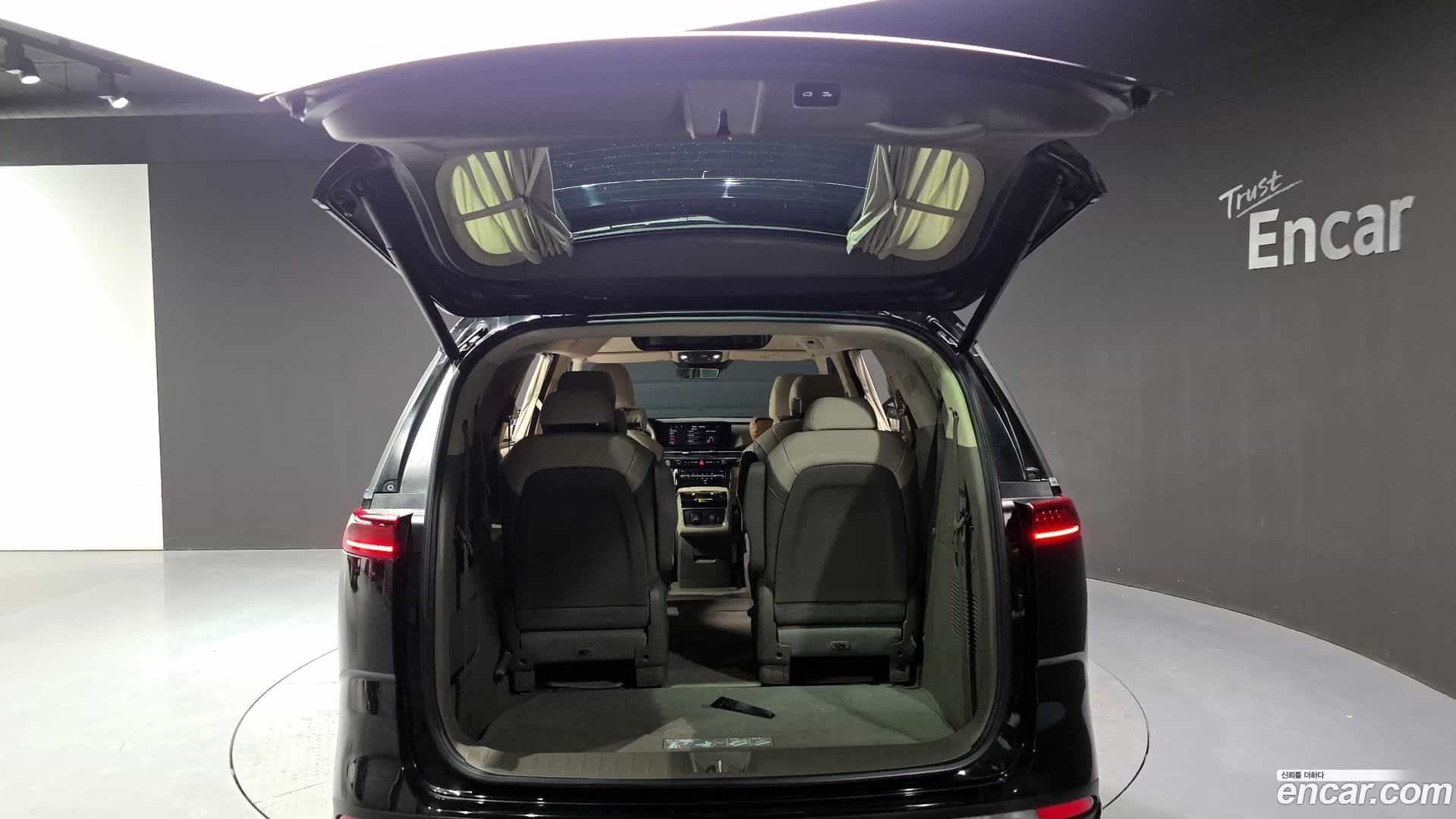 Canival Kia 2022.5-OPTION-024