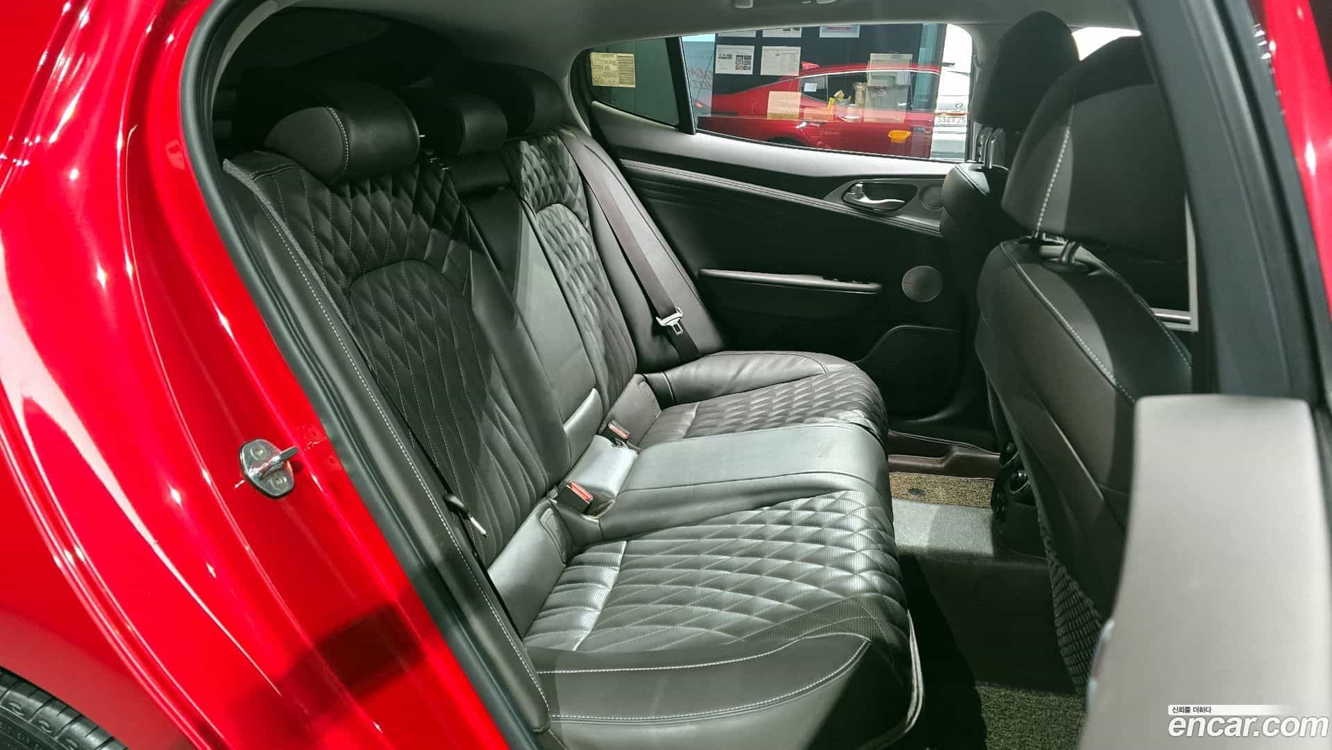 Stinger Kia 2020.10-OPTION-016