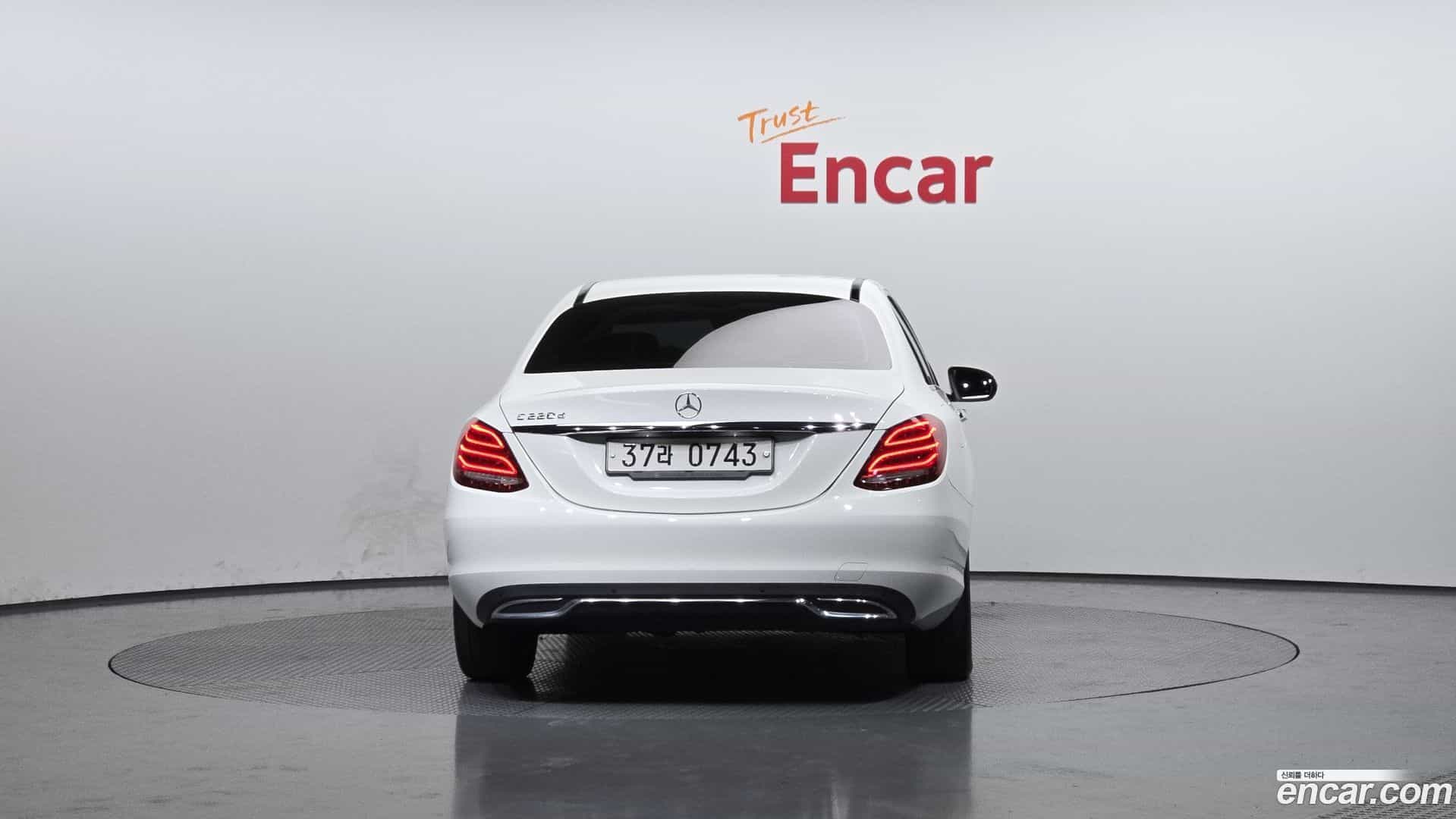 C-Class Mercedes-Benz 2015.10-OUTER-004