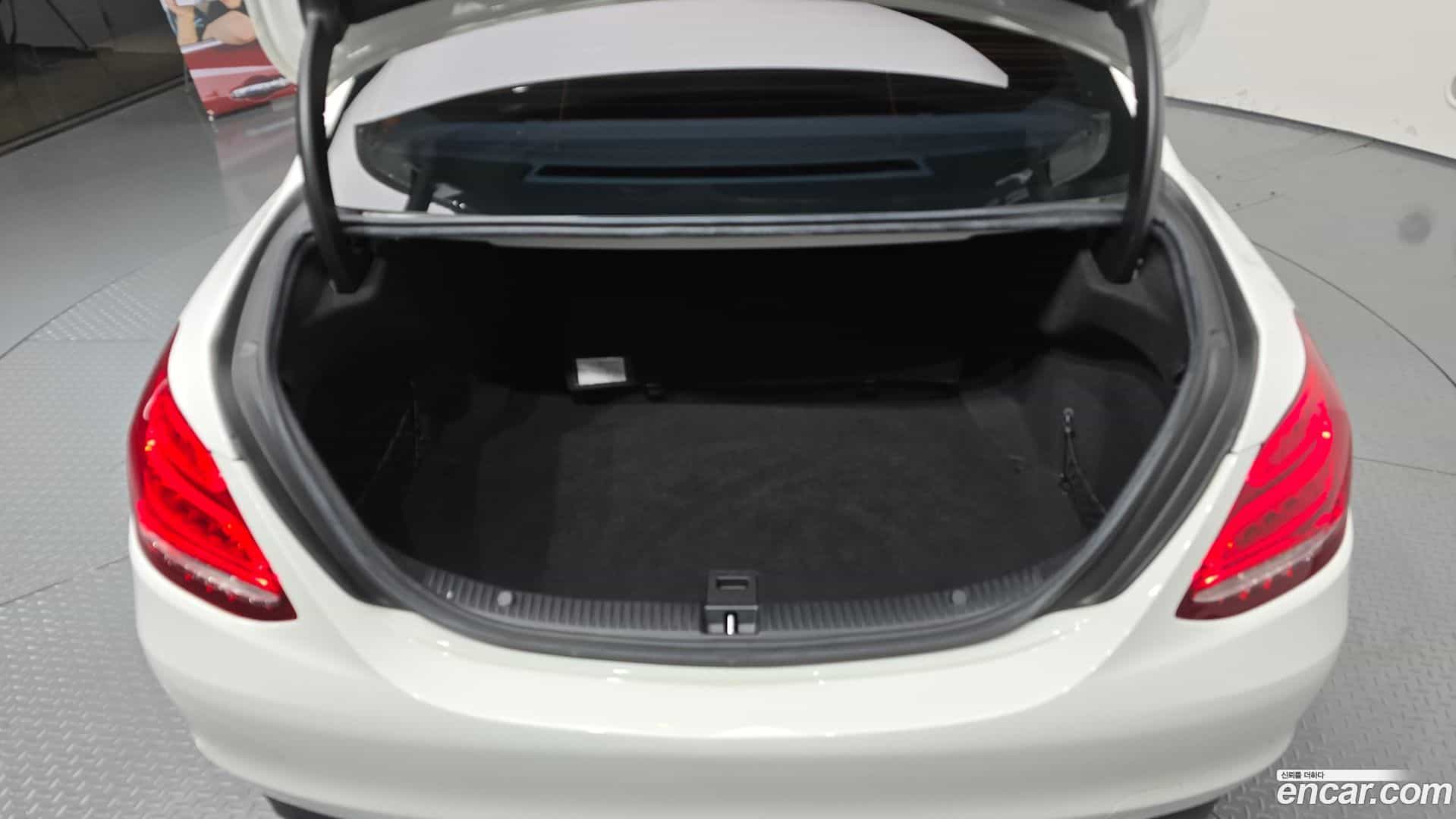 C-Class Mercedes-Benz 2015.10-OPTION-024