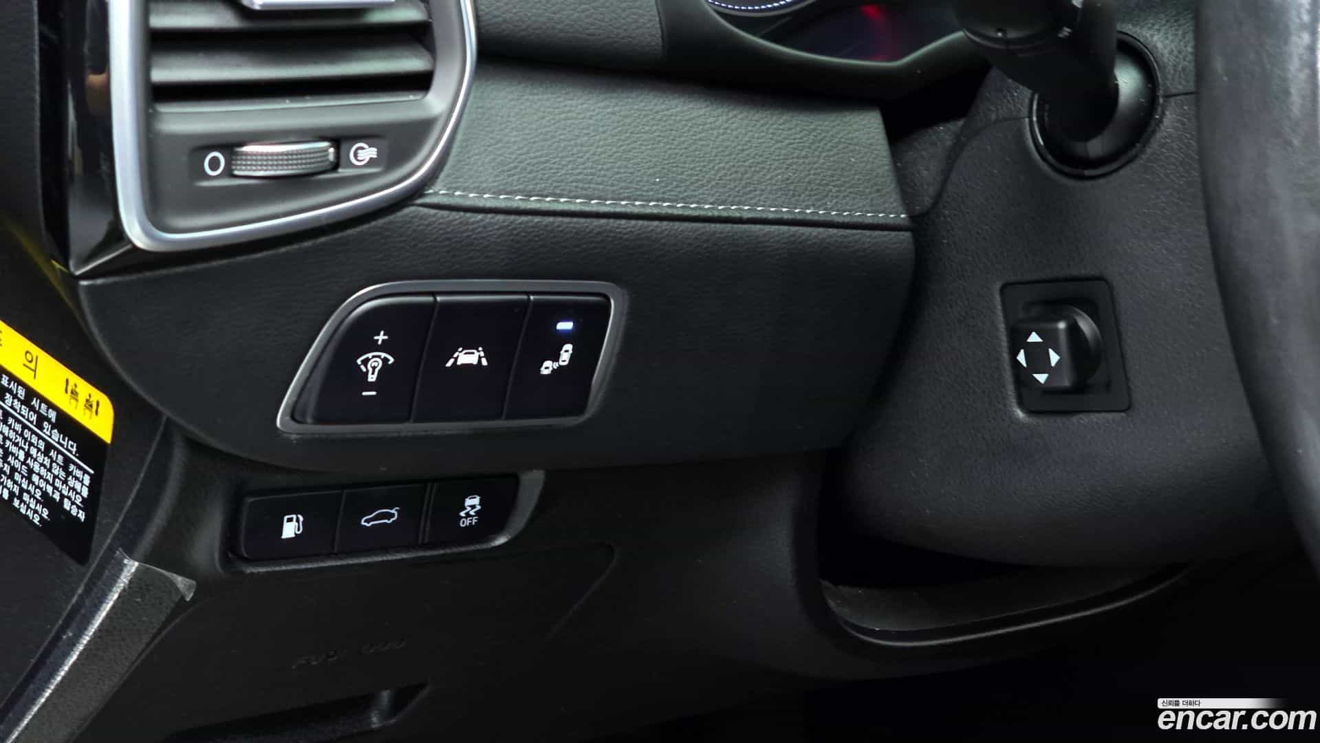 Grandeur Hyundai 2018.3-OPTION-018