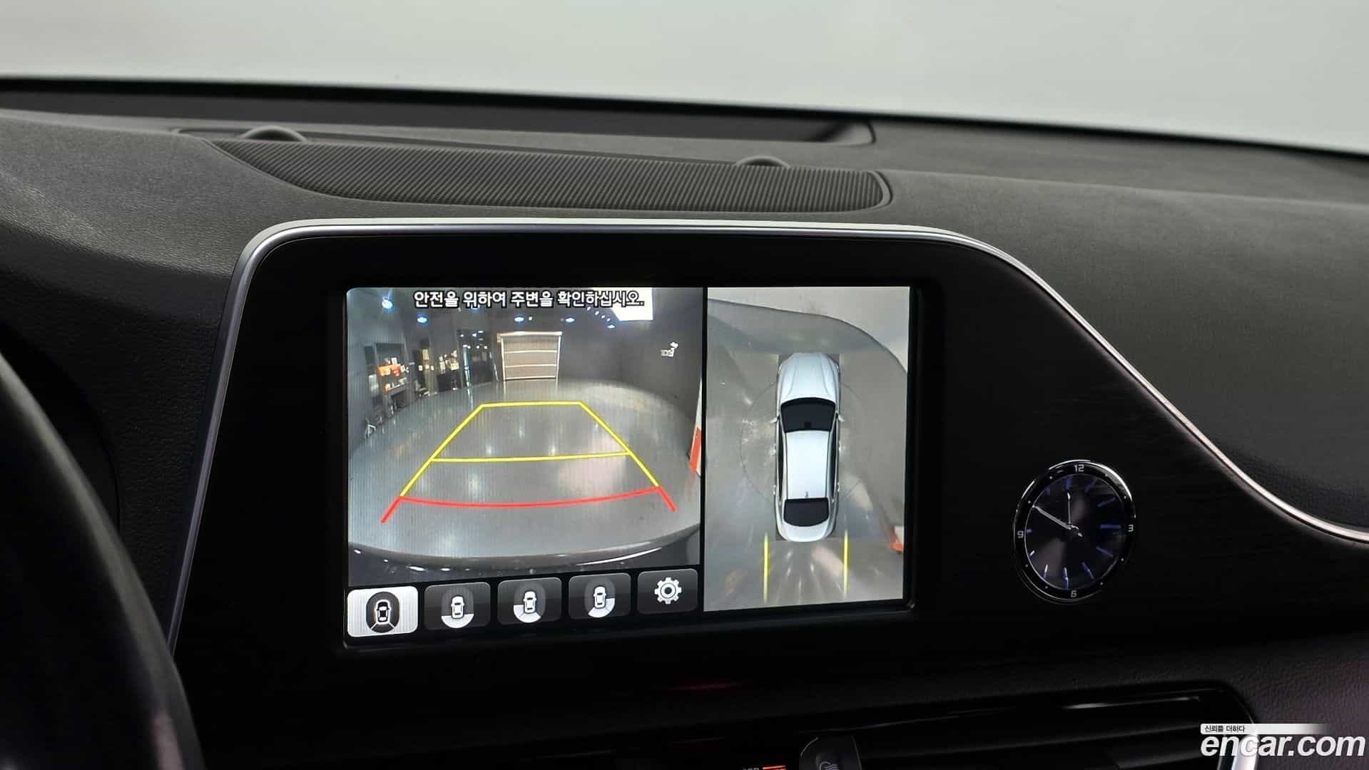 Grandeur Hyundai 2018.3-OPTION-019