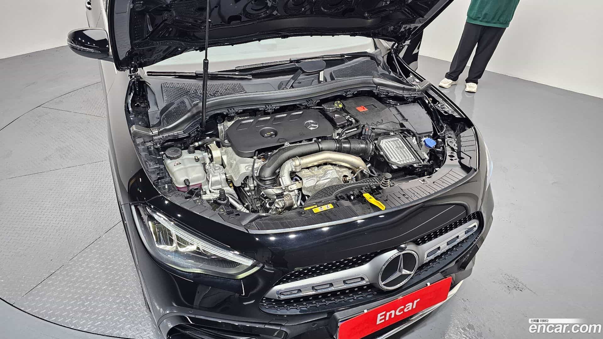 GLA-Class Mercedes-Benz 2025.4-INNER-006