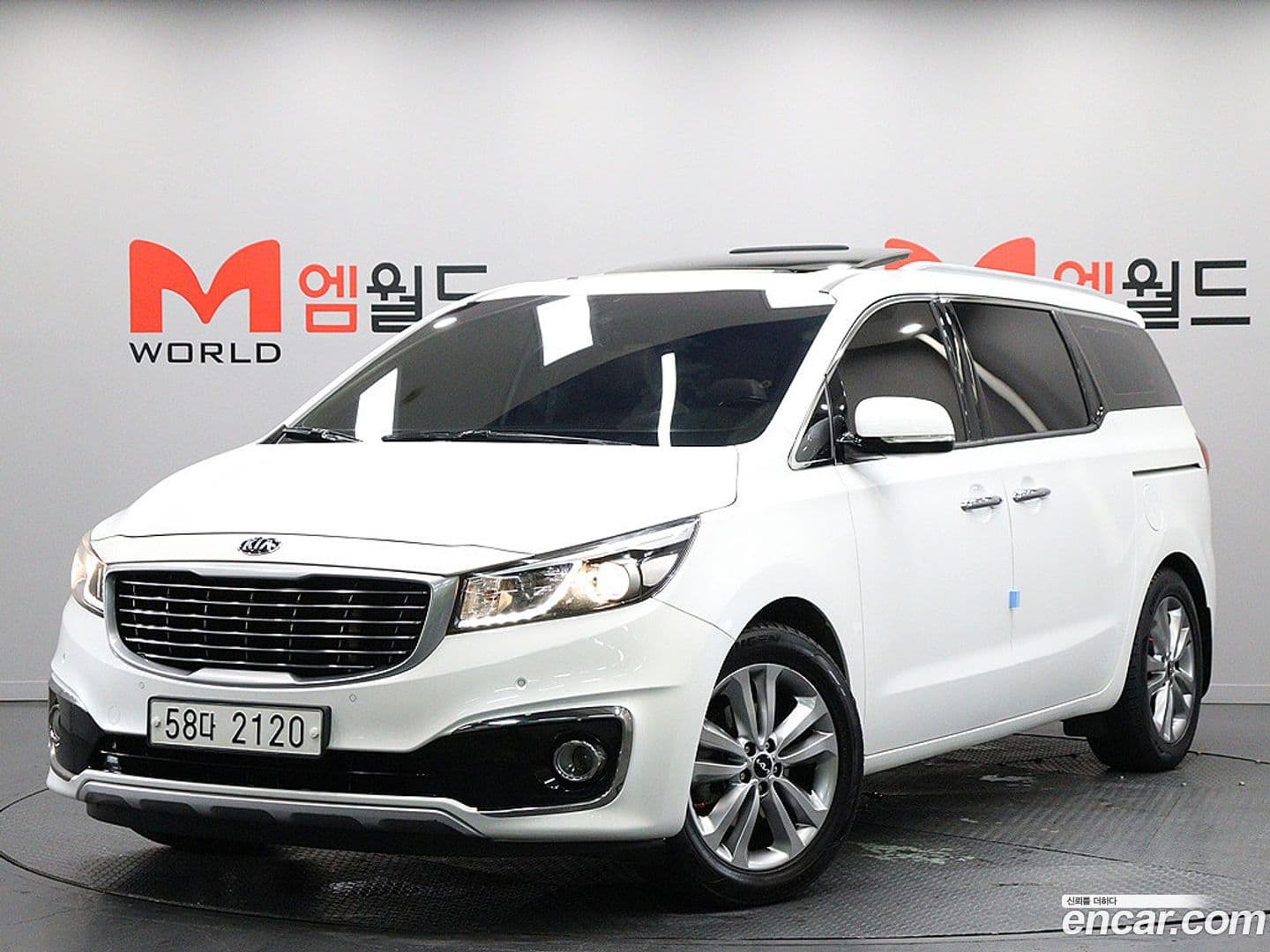 Main__Slider__Photo:Canival Kia 2017.3-0