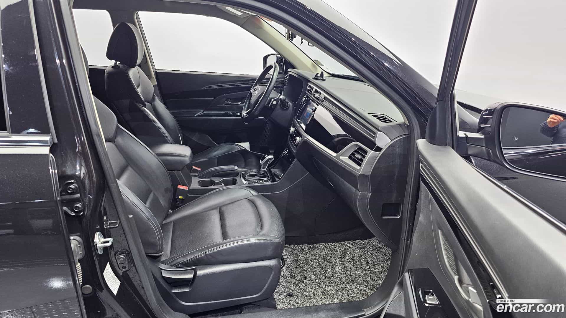 KORANDO KG Mobility 2019.8-OPTION-015