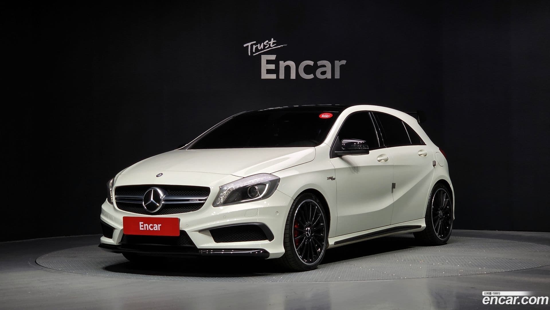 Main__Slider__Photo:A-Class Mercedes-Benz 2015.6-0