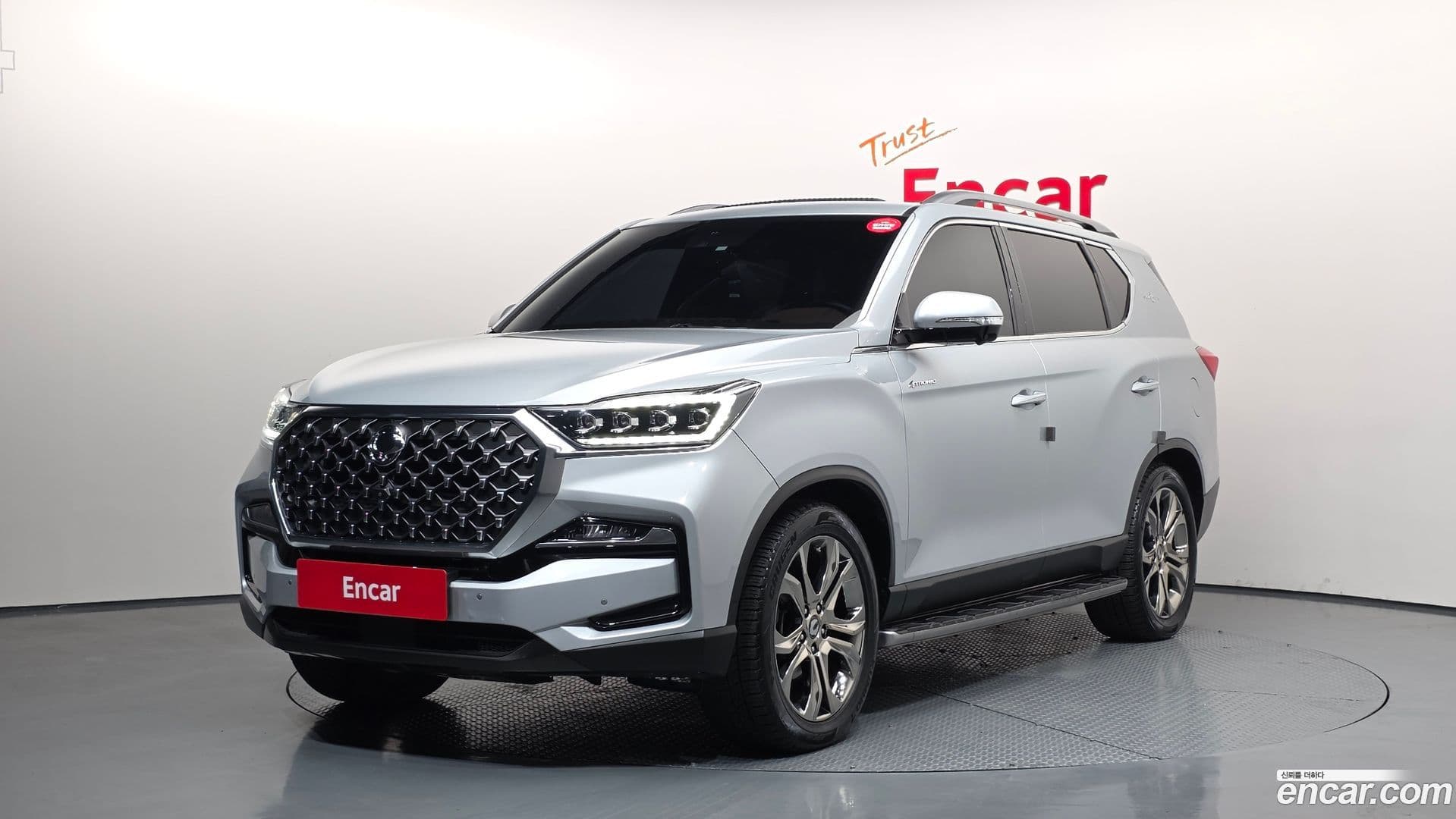 Main__Slider__Photo:Rexton KG Mobility 2017.4-0