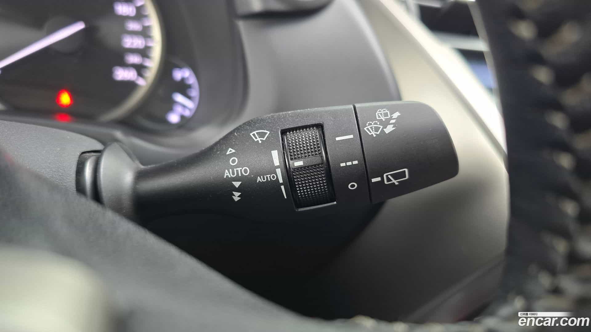 NX Lexus 2014.11-OPTION-021