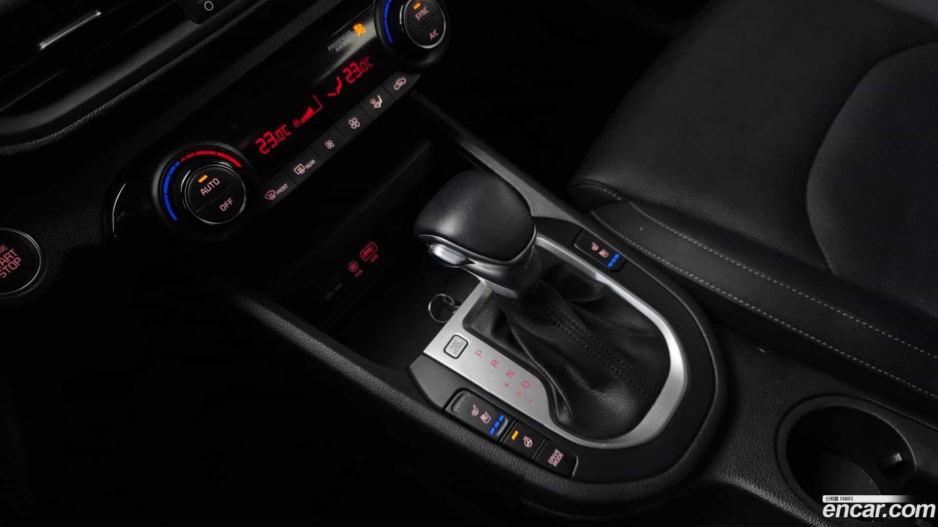 K3 Kia 2019.0-INNER-009