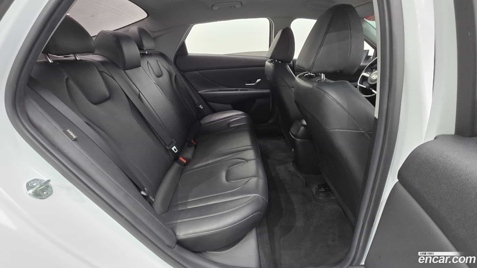 AVANTE Hyundai 2024.3-OPTION-016