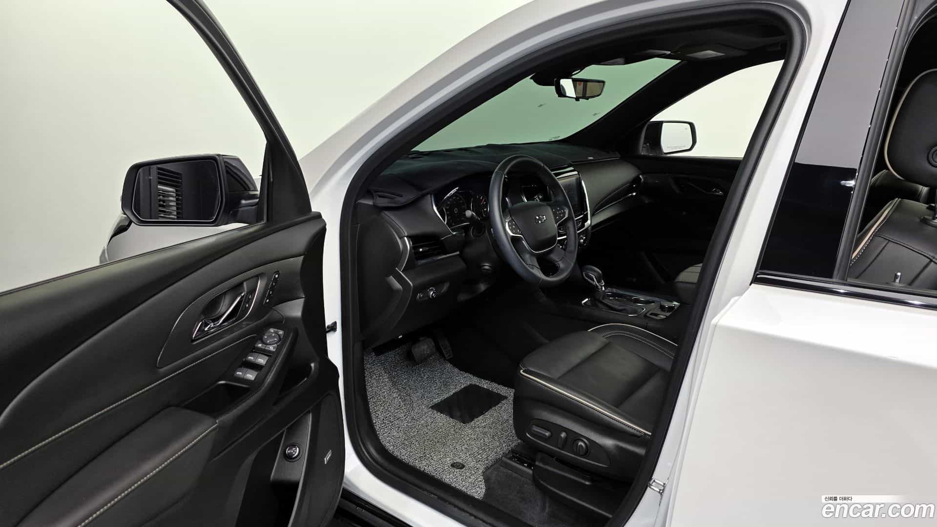 Traverse Chevrolet 2023.11-INNER-010