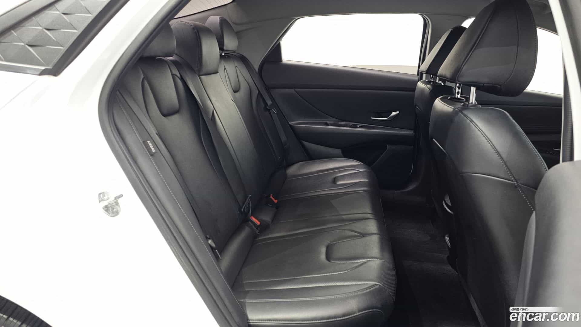 AVANTE Hyundai 2024.3-OPTION-016