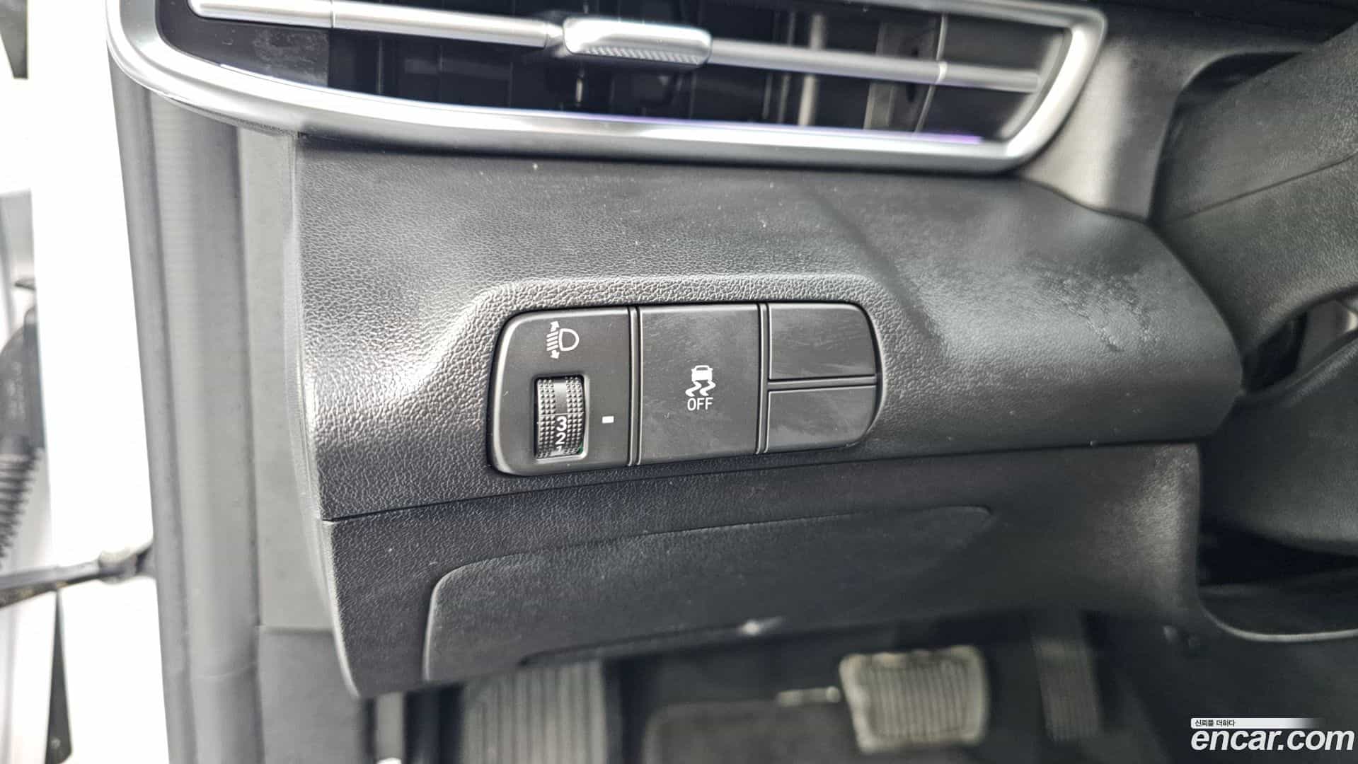 AVANTE Hyundai 2024.3-OPTION-021