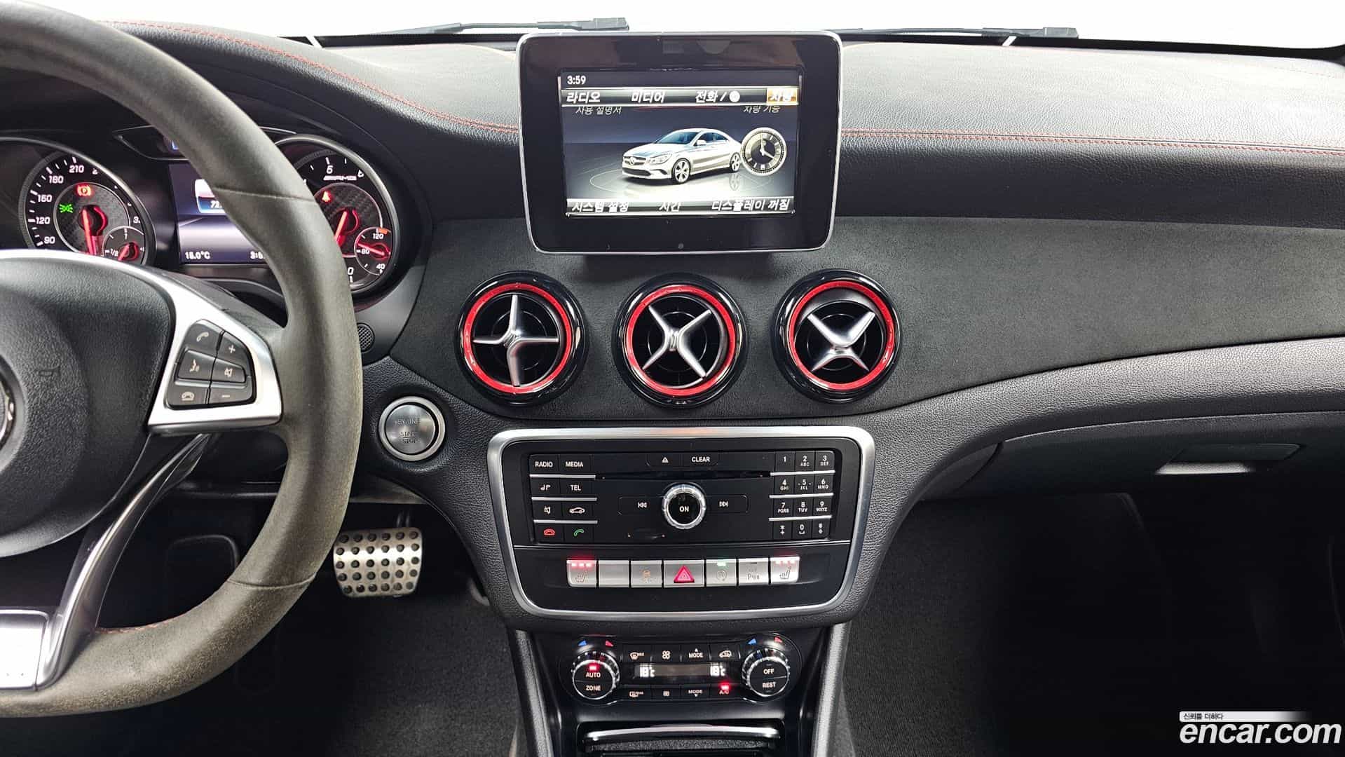 CLA-Class Mercedes-Benz 2018.4-OPTION-020