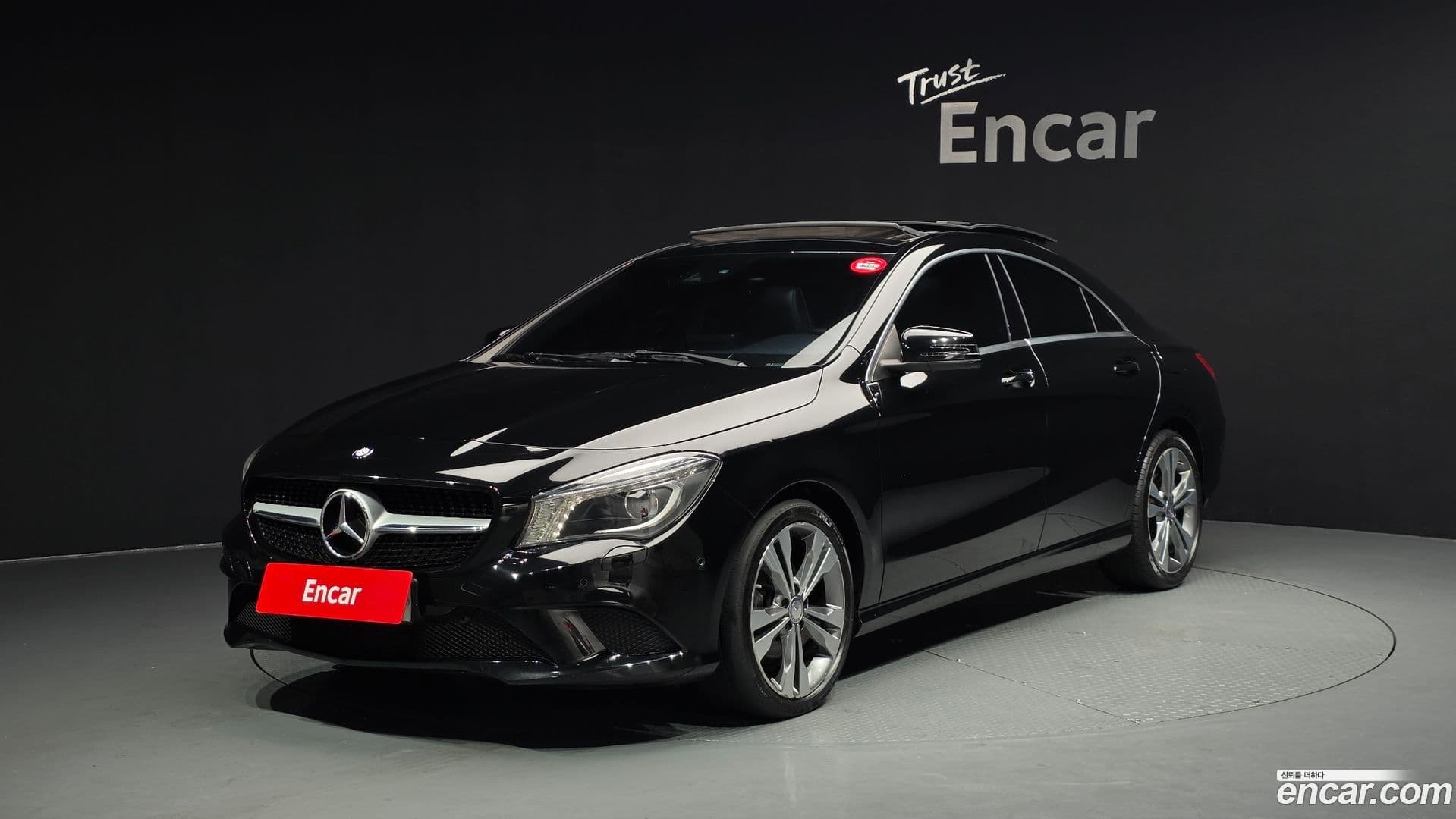 Main__Slider__Photo:CLA-Class Mercedes-Benz 2016.3-0