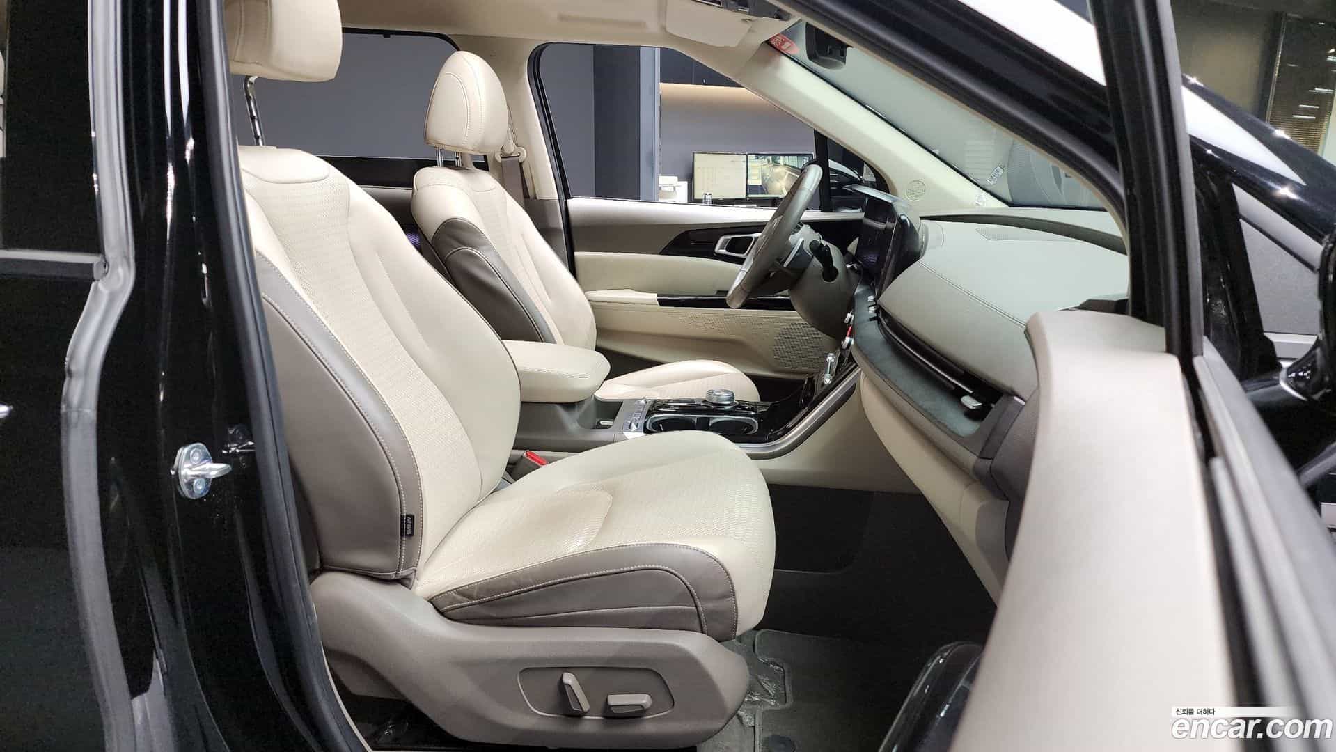 Canival Kia 2023.6-OPTION-015