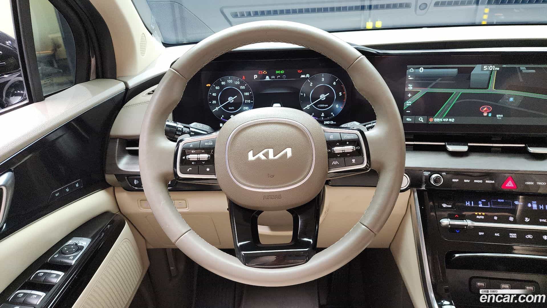 Canival Kia 2023.6-OPTION-017