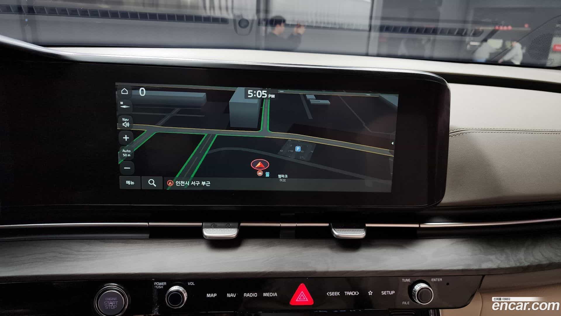 Canival Kia 2023.6-OPTION-018