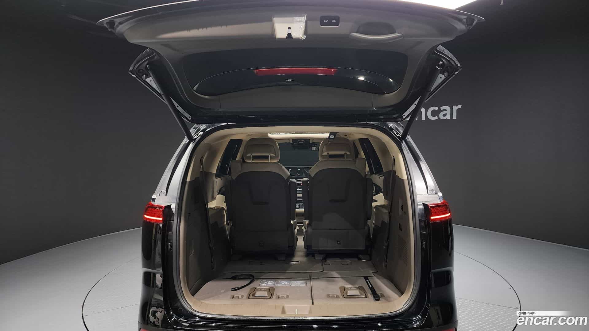 Canival Kia 2023.6-OPTION-024