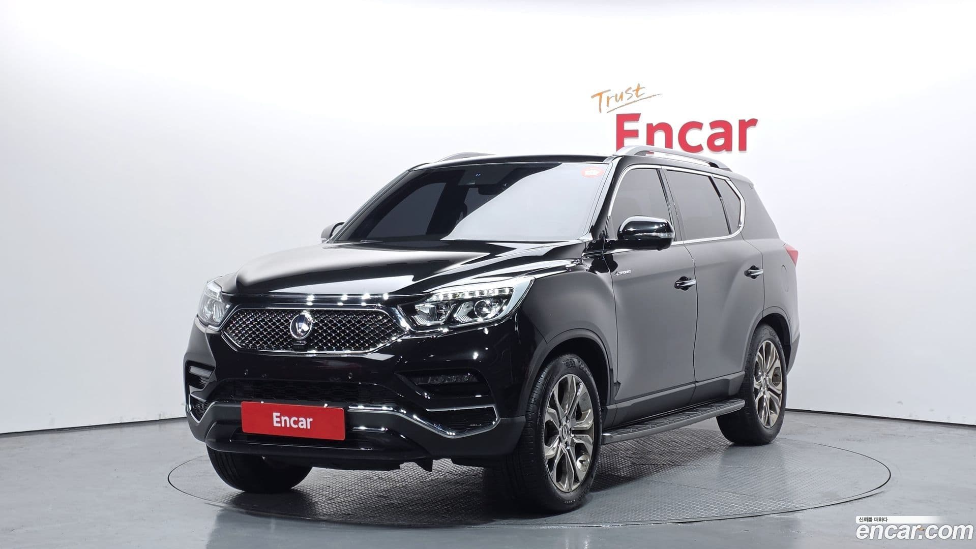 Main__Slider__Photo:Rexton KG Mobility 2018.0-0