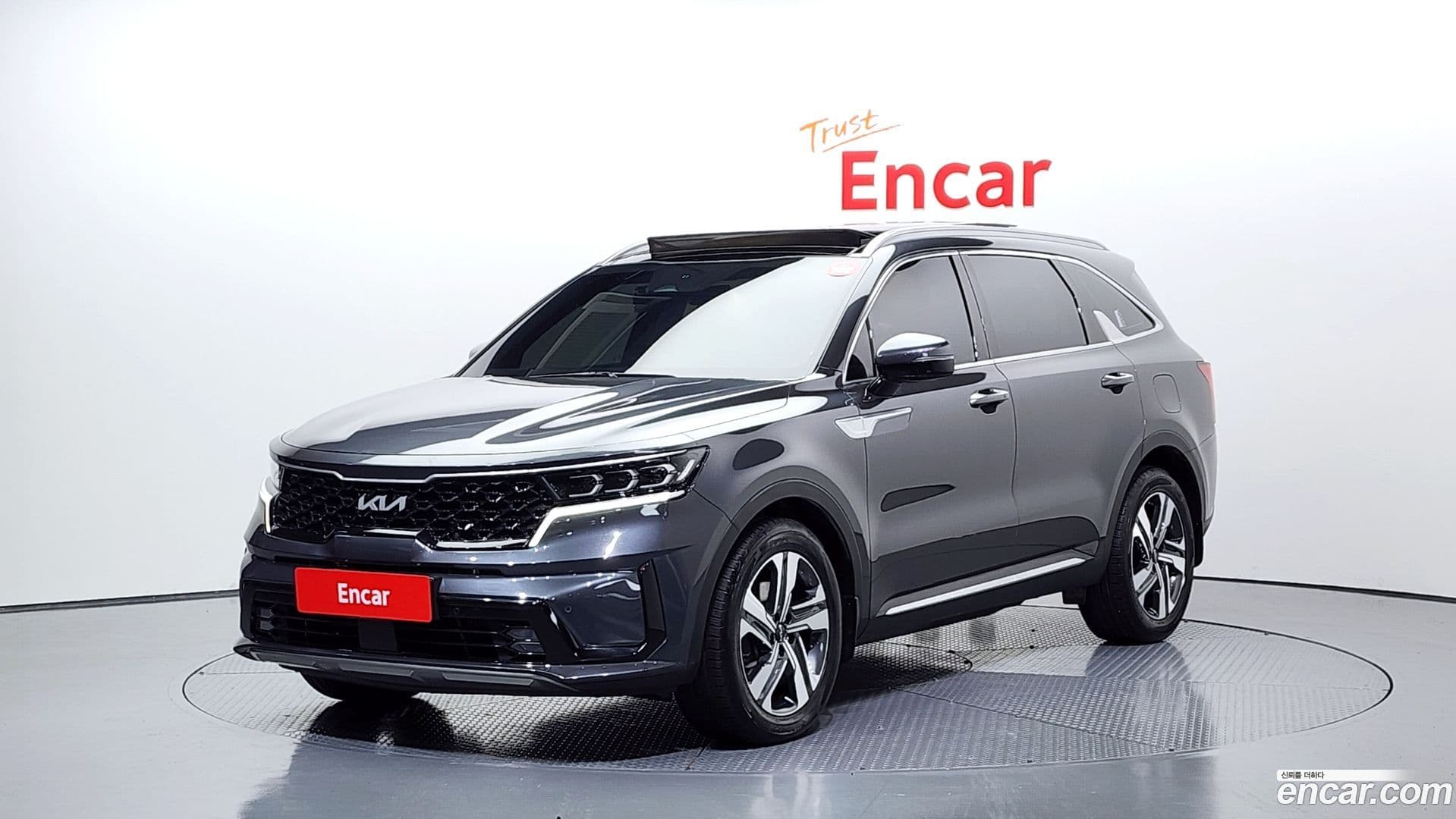Main__Slider__Photo:Sorento Kia 2022.4-0