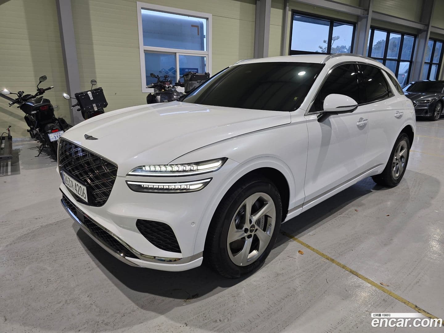 Main__Slider__Photo:GV70 Genesis 2025.0-0