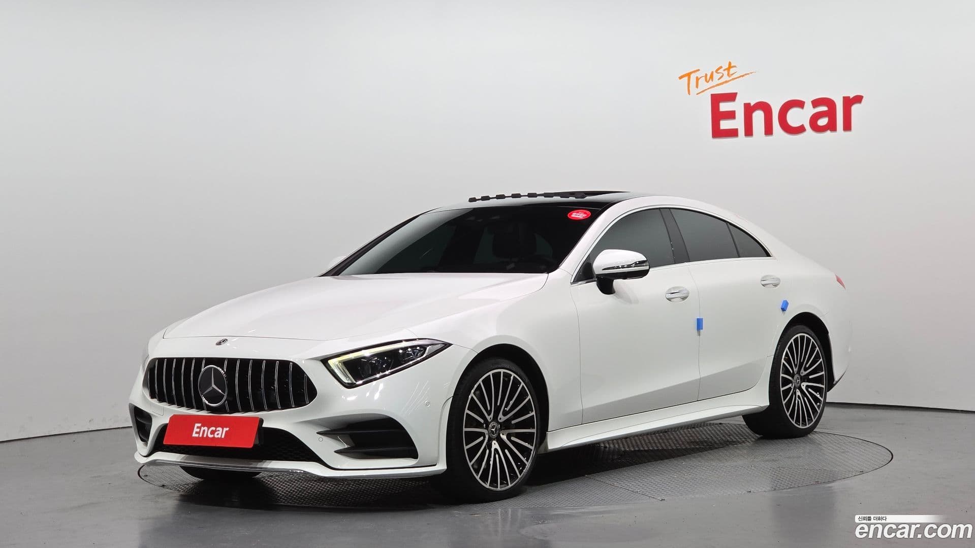 Main__Slider__Photo:CLS-Class Mercedes-Benz 2018.10-0