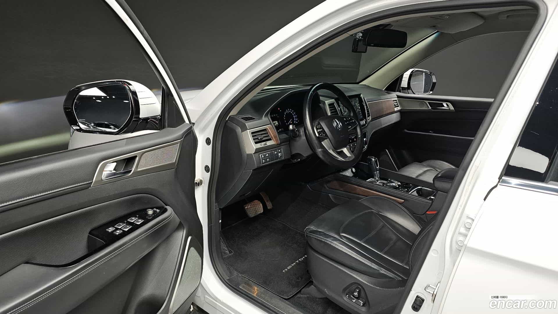 Rexton KG Mobility 2018.6-OPTION-015
