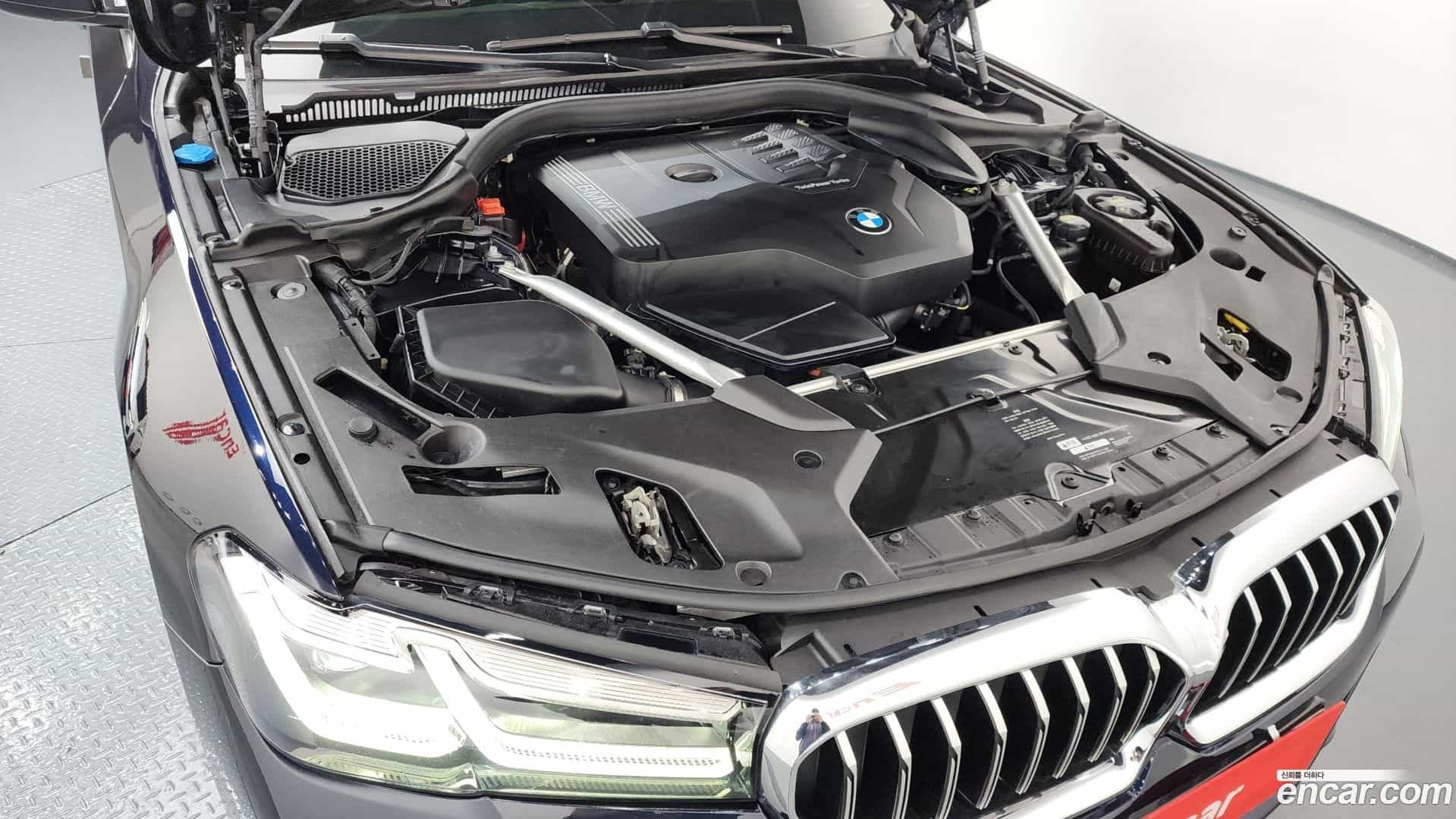 5-Series BMW 2022.6-INNER-006